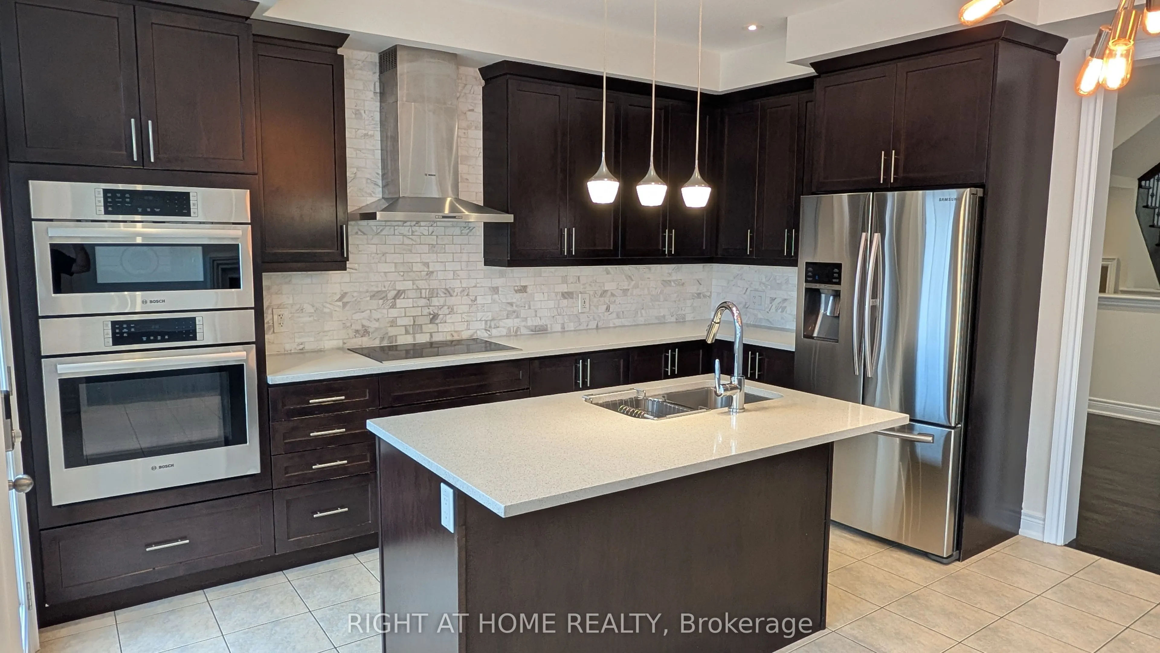 29 Mondial Crescent