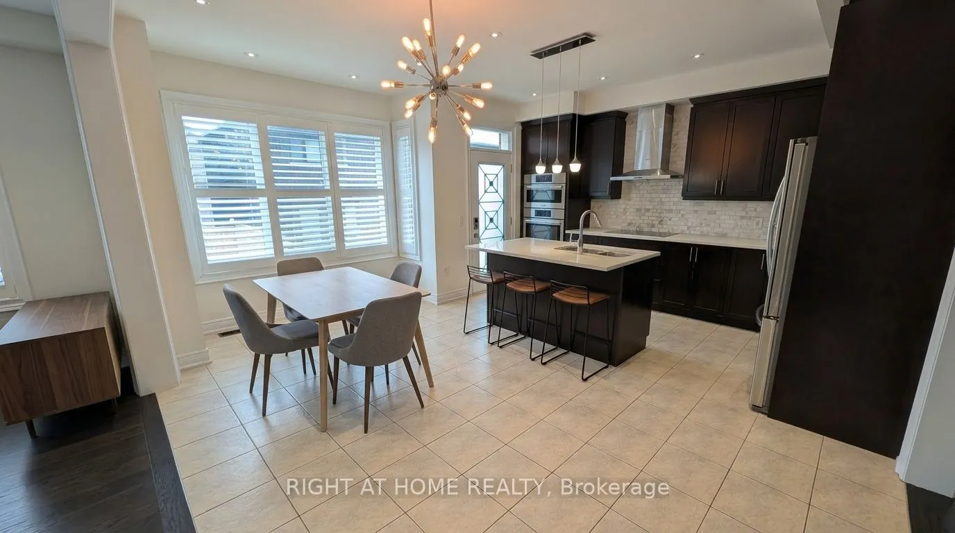 29 Mondial Crescent