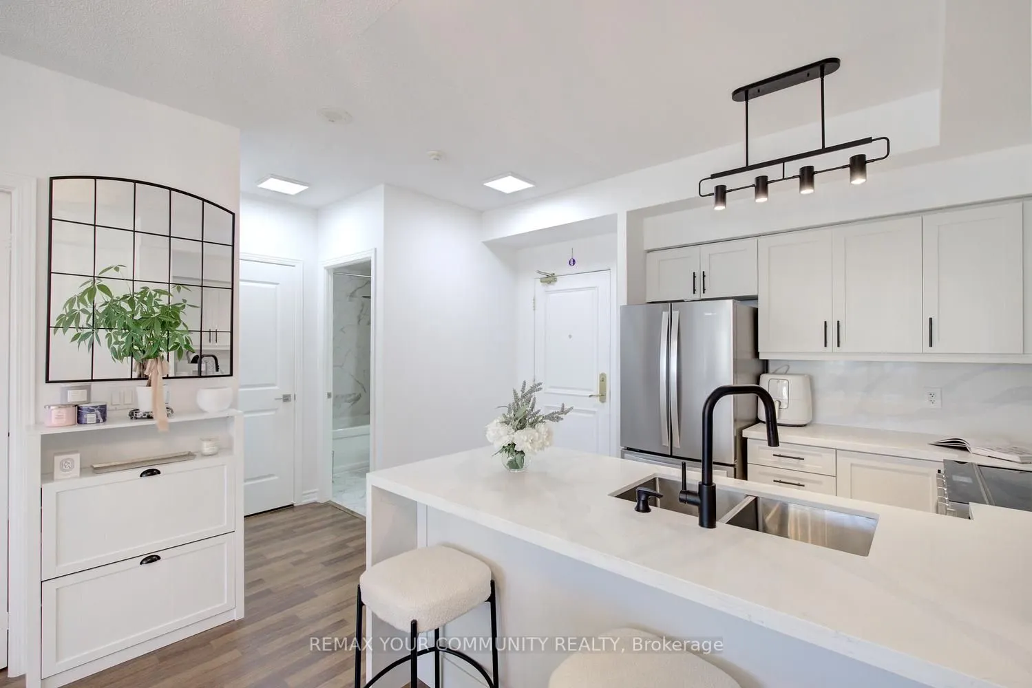 9225 Jane Street #1502