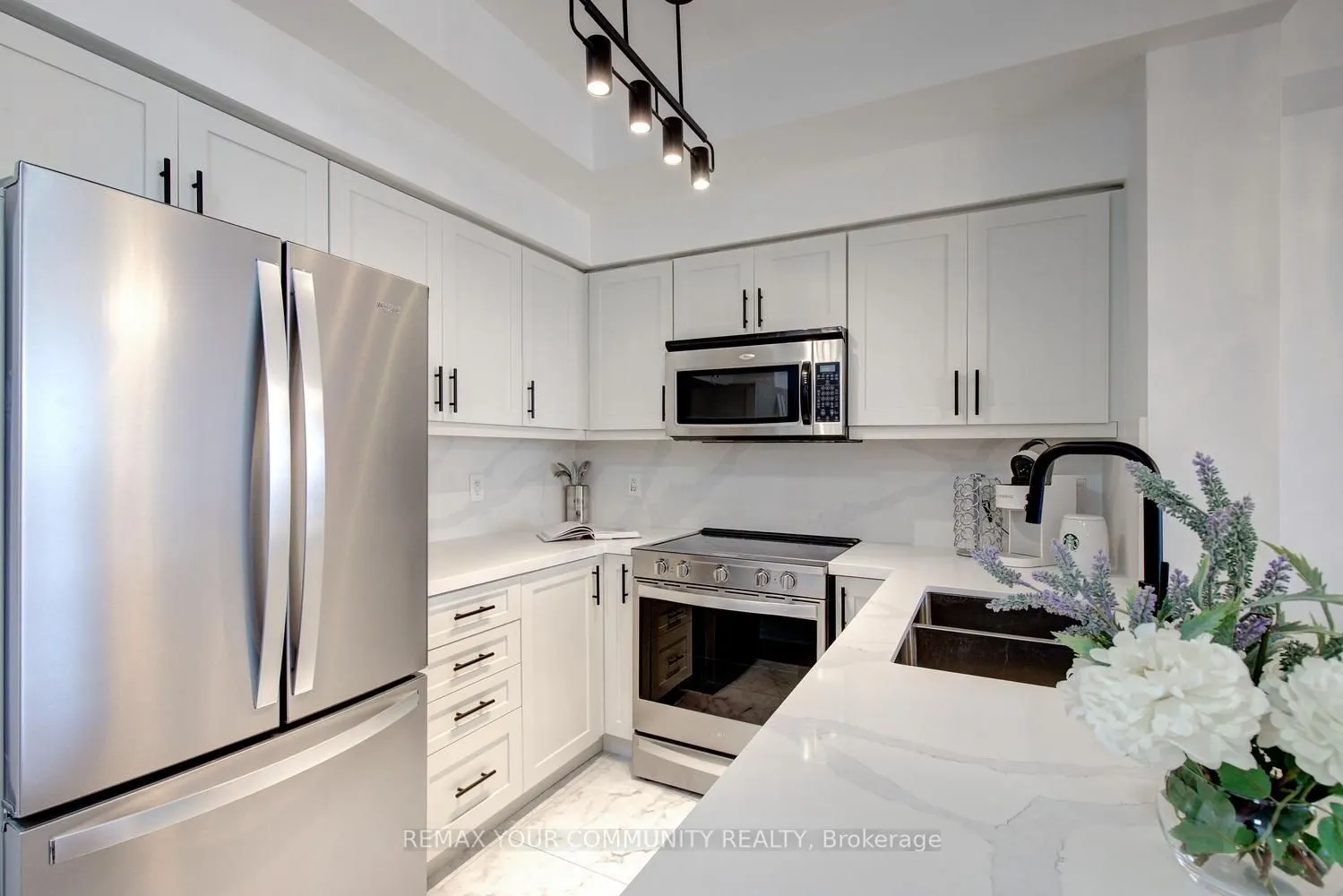 9225 Jane Street #1502
