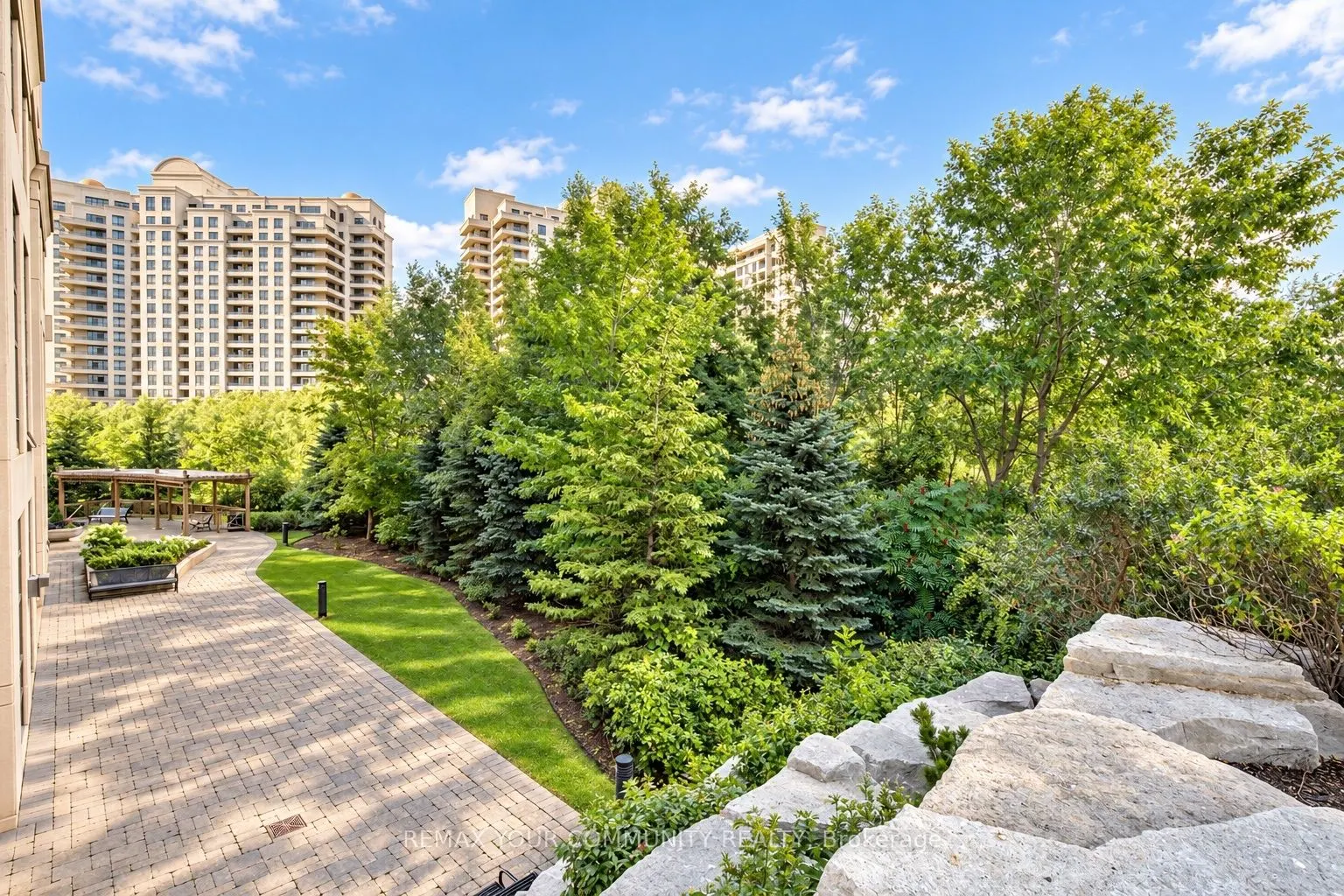 9225 Jane Street #1502