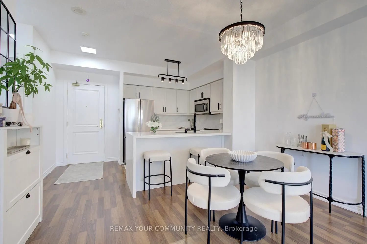 9225 Jane Street #1502