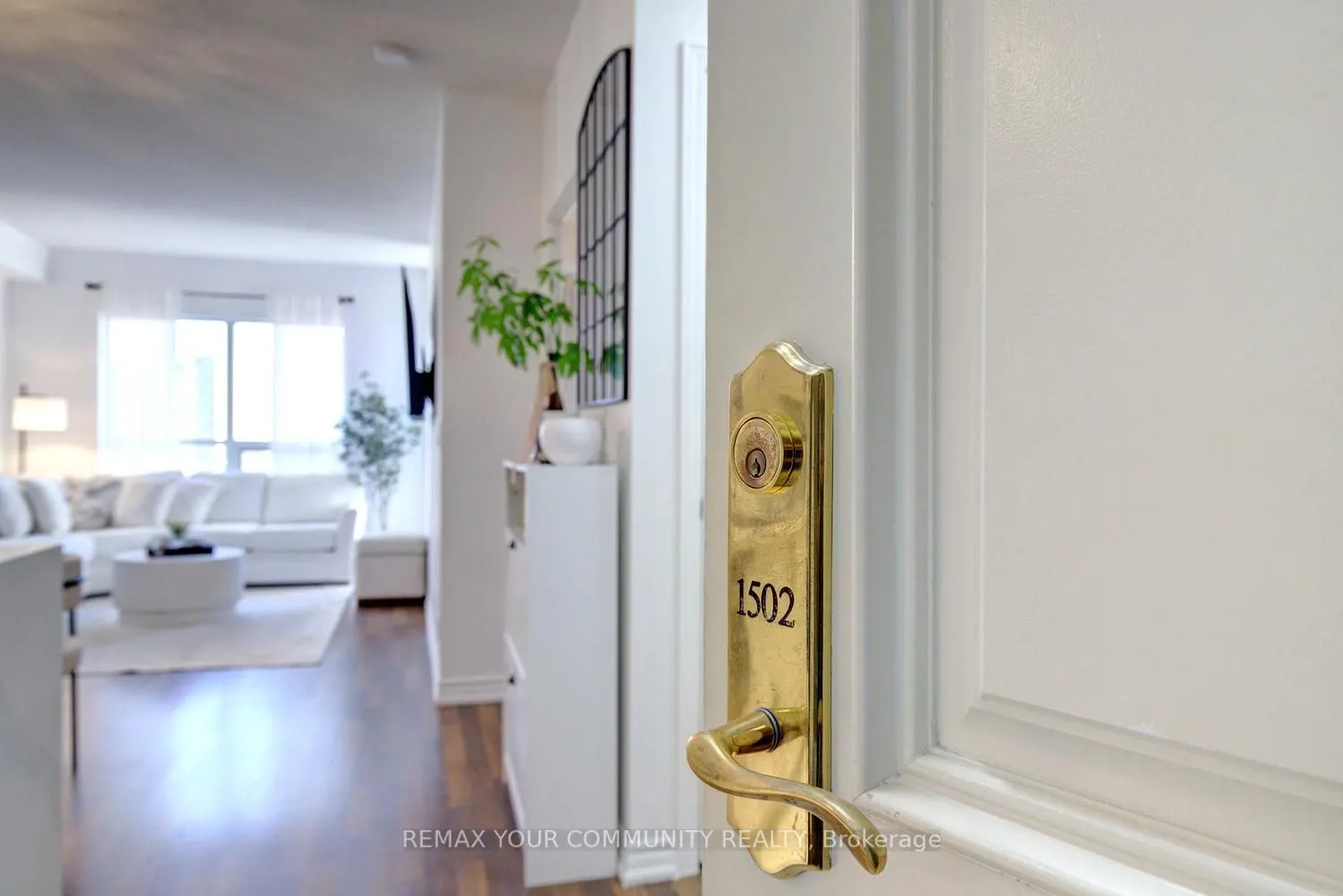 9225 Jane Street #1502