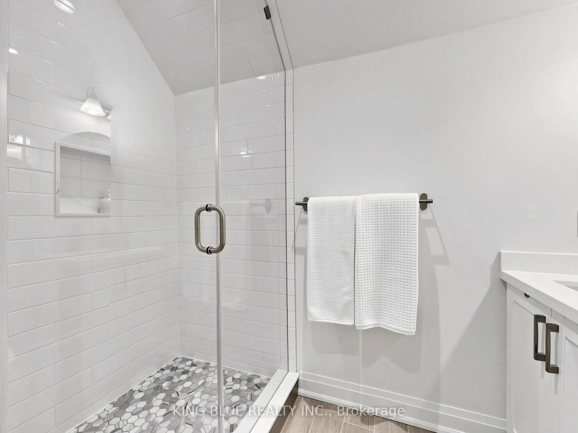 23 Observatory Lane #51