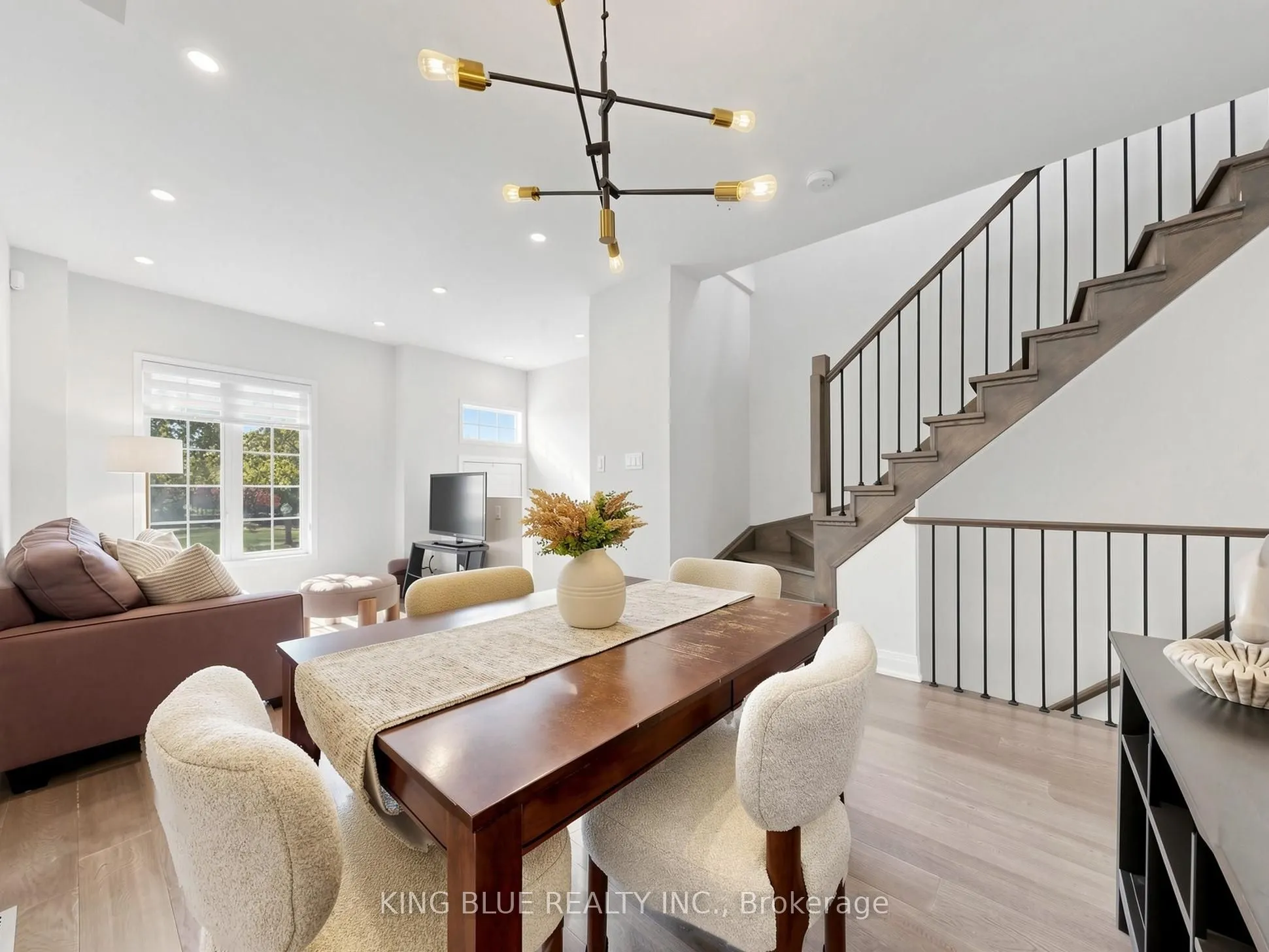 23 Observatory Lane #51