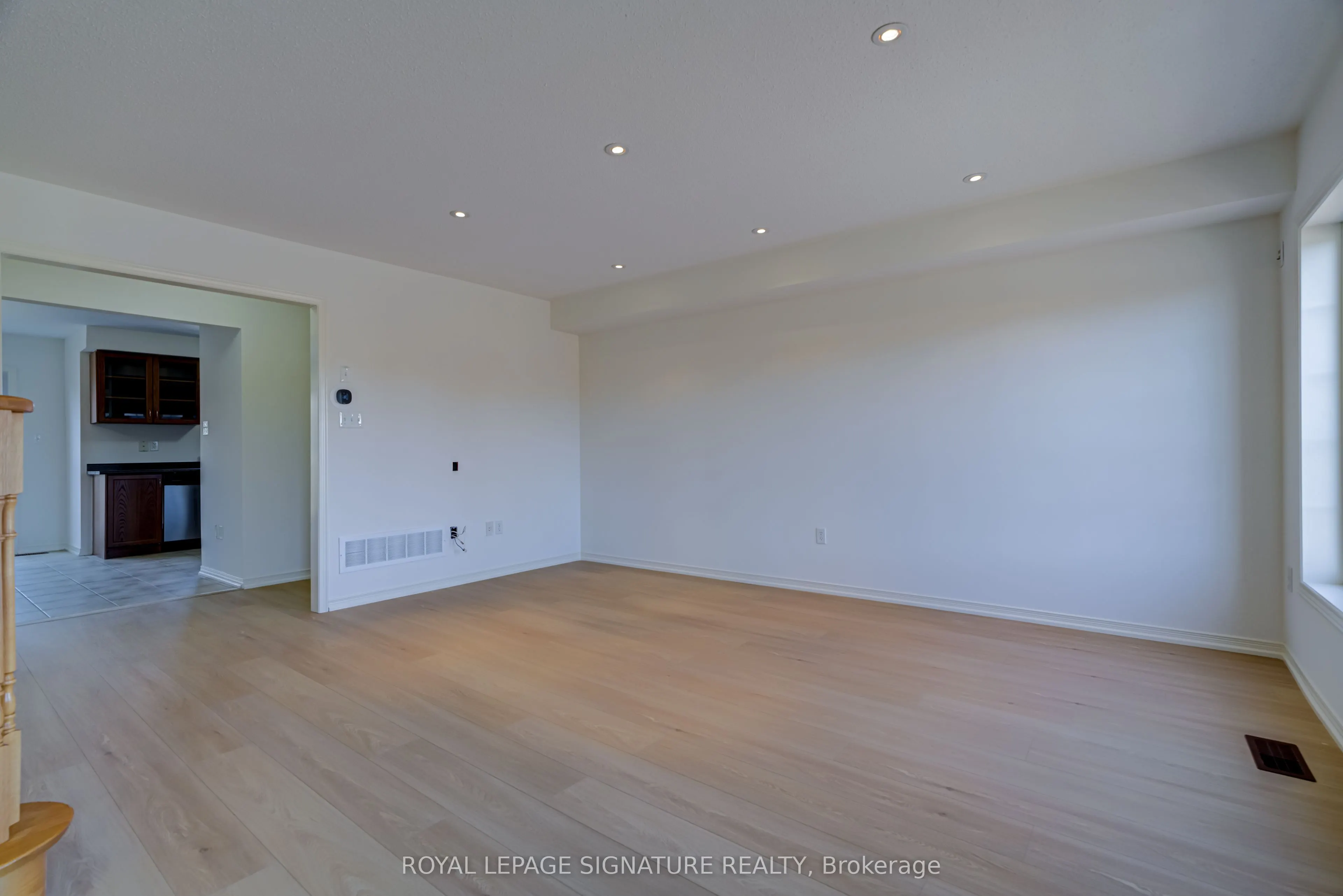 67 Prince Charles Way