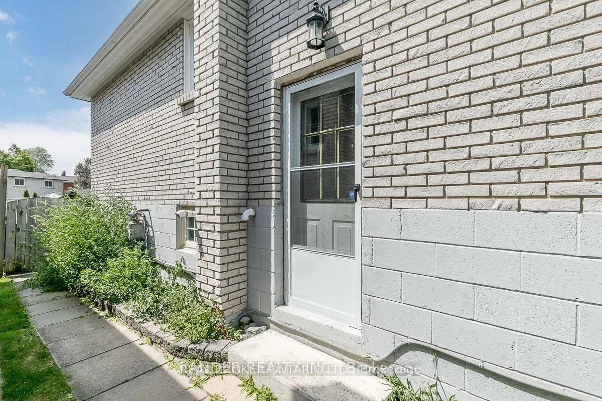 332 Walker (Basement) Avenue