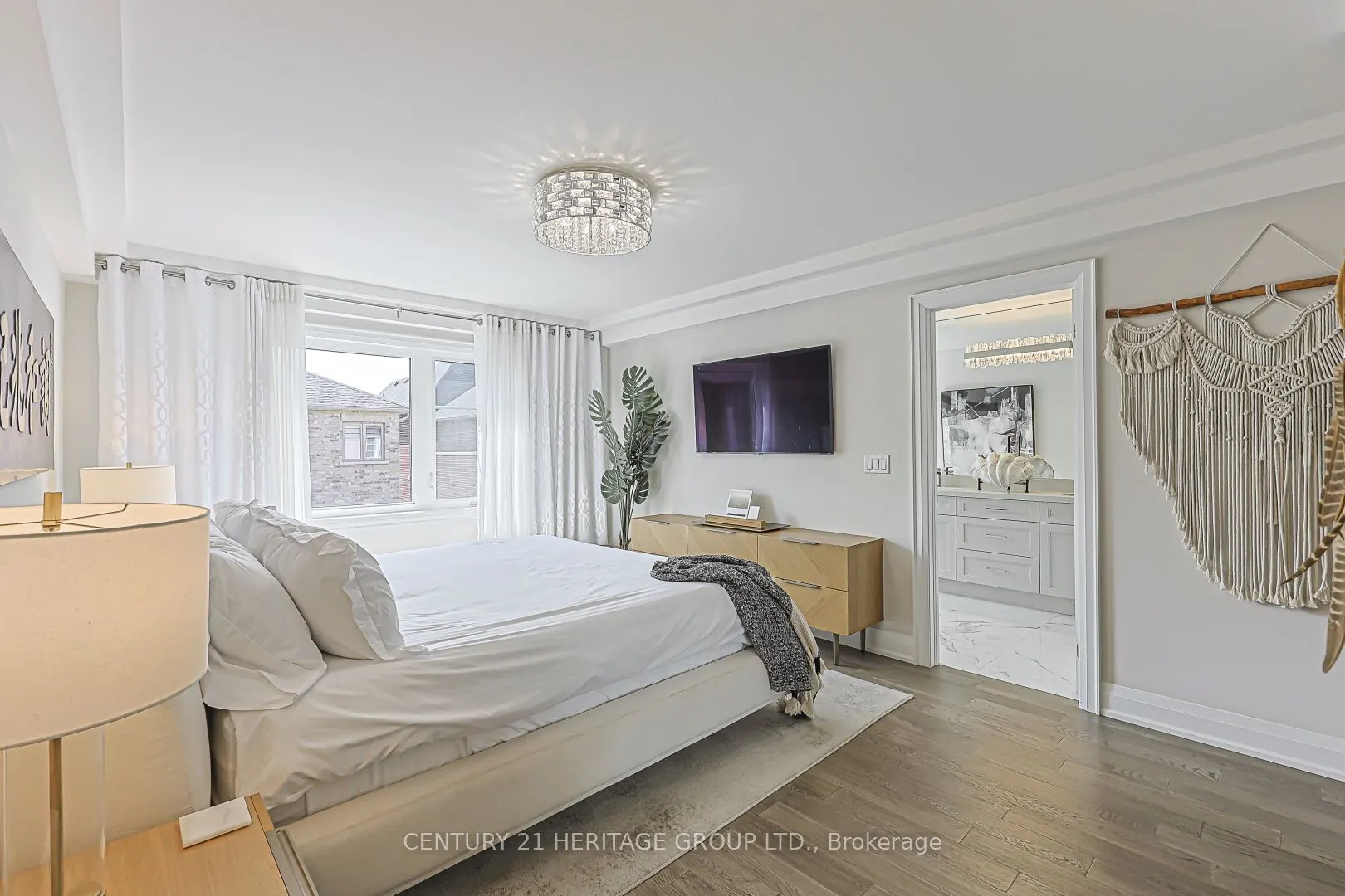 27 Lowther Avenue