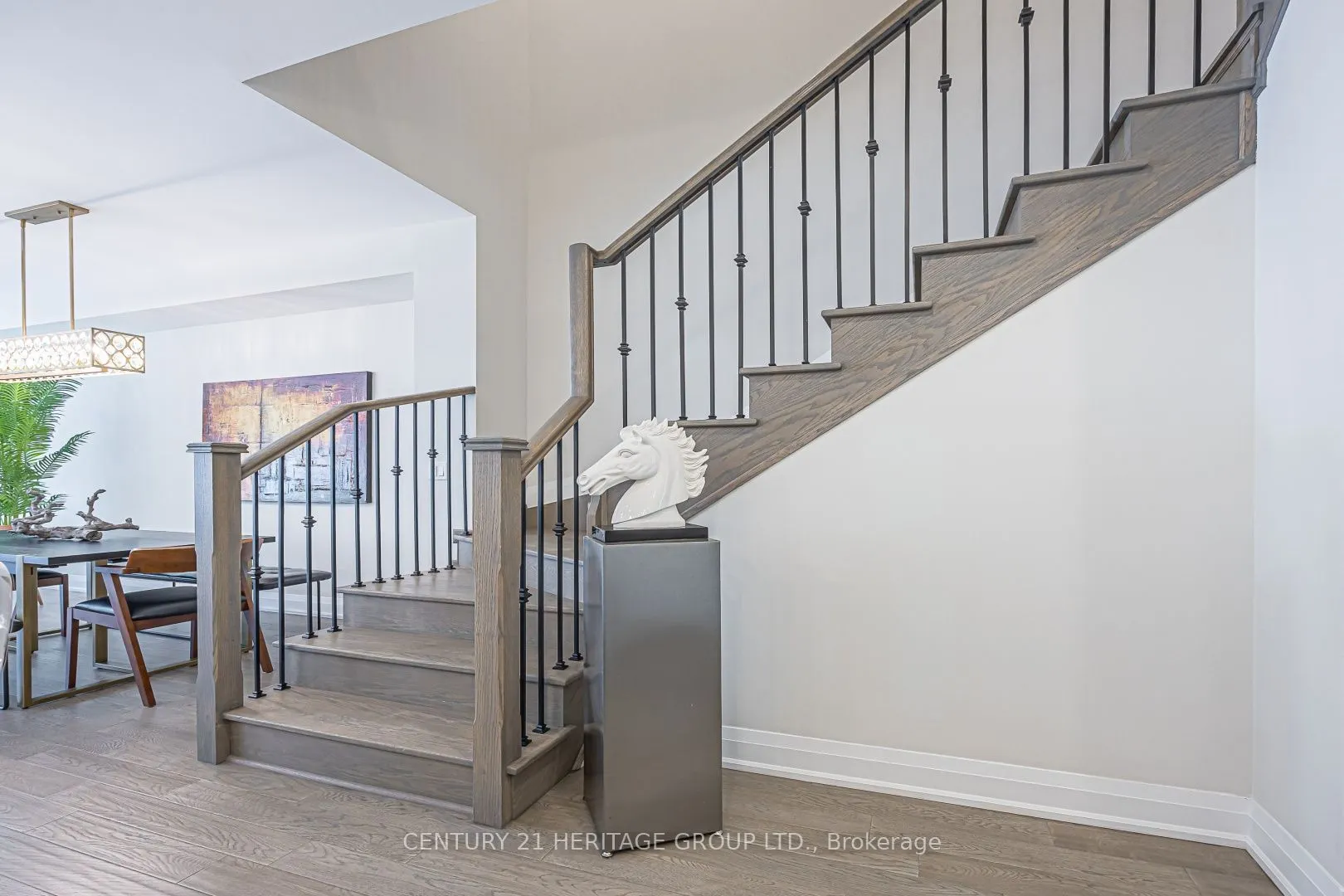 27 Lowther Avenue