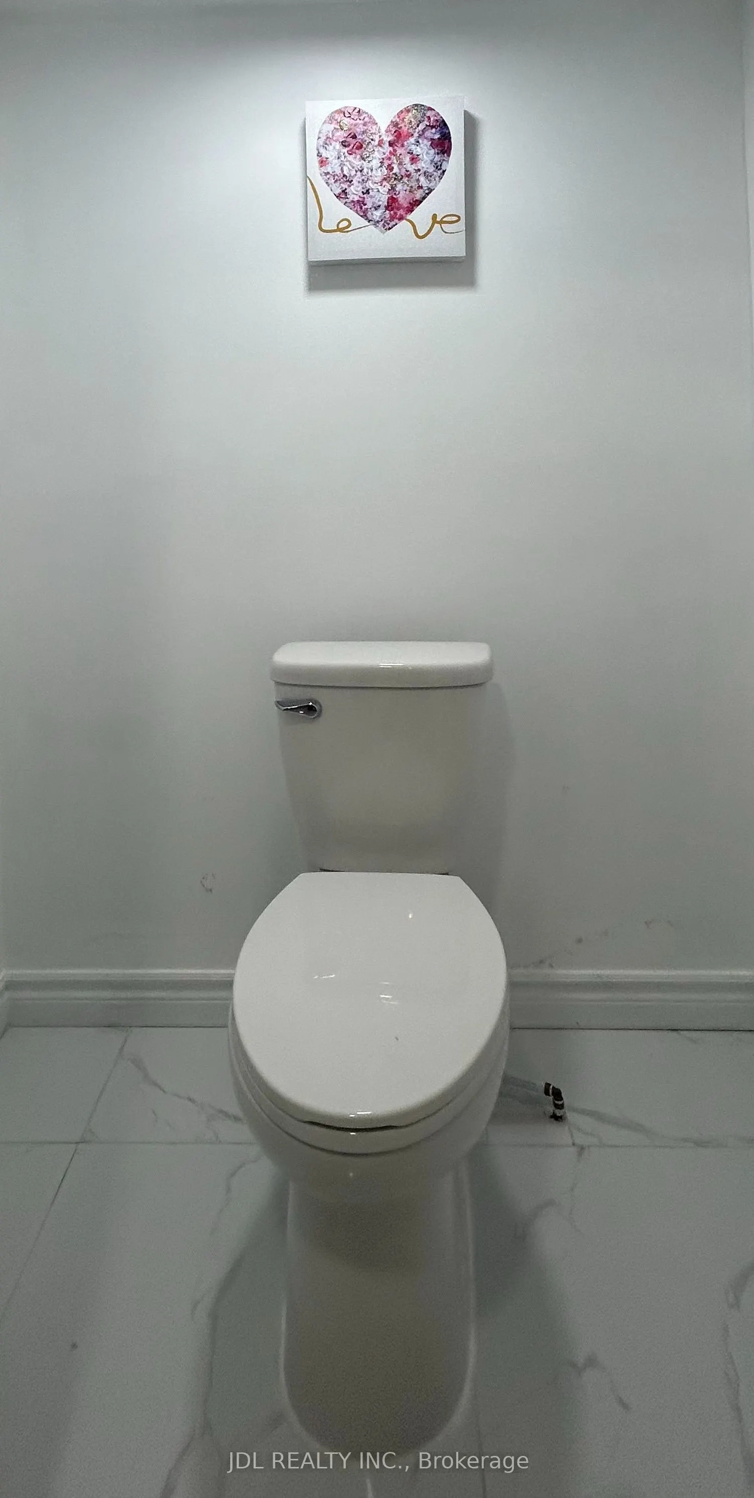 110 Robinson St Street #Renovated Bedroom bsmt