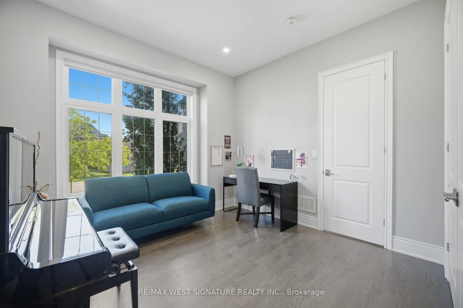 56 Sir Henry Court