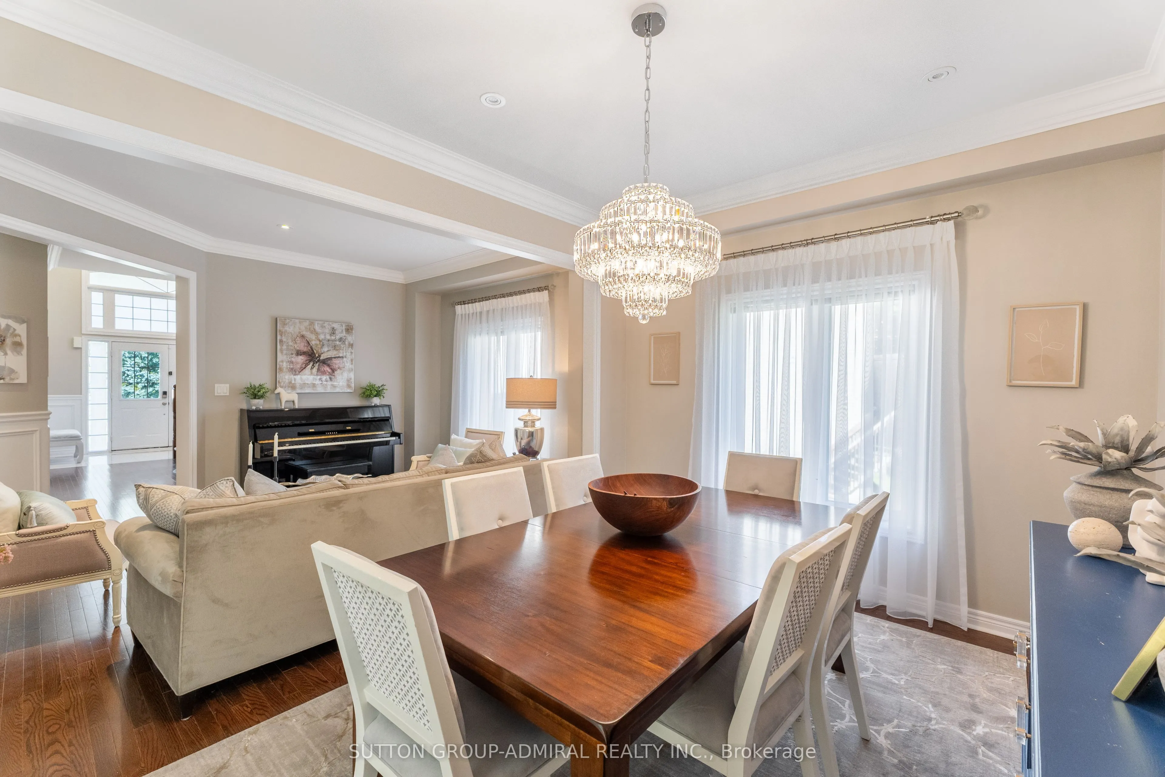 55 Maverick Crescent