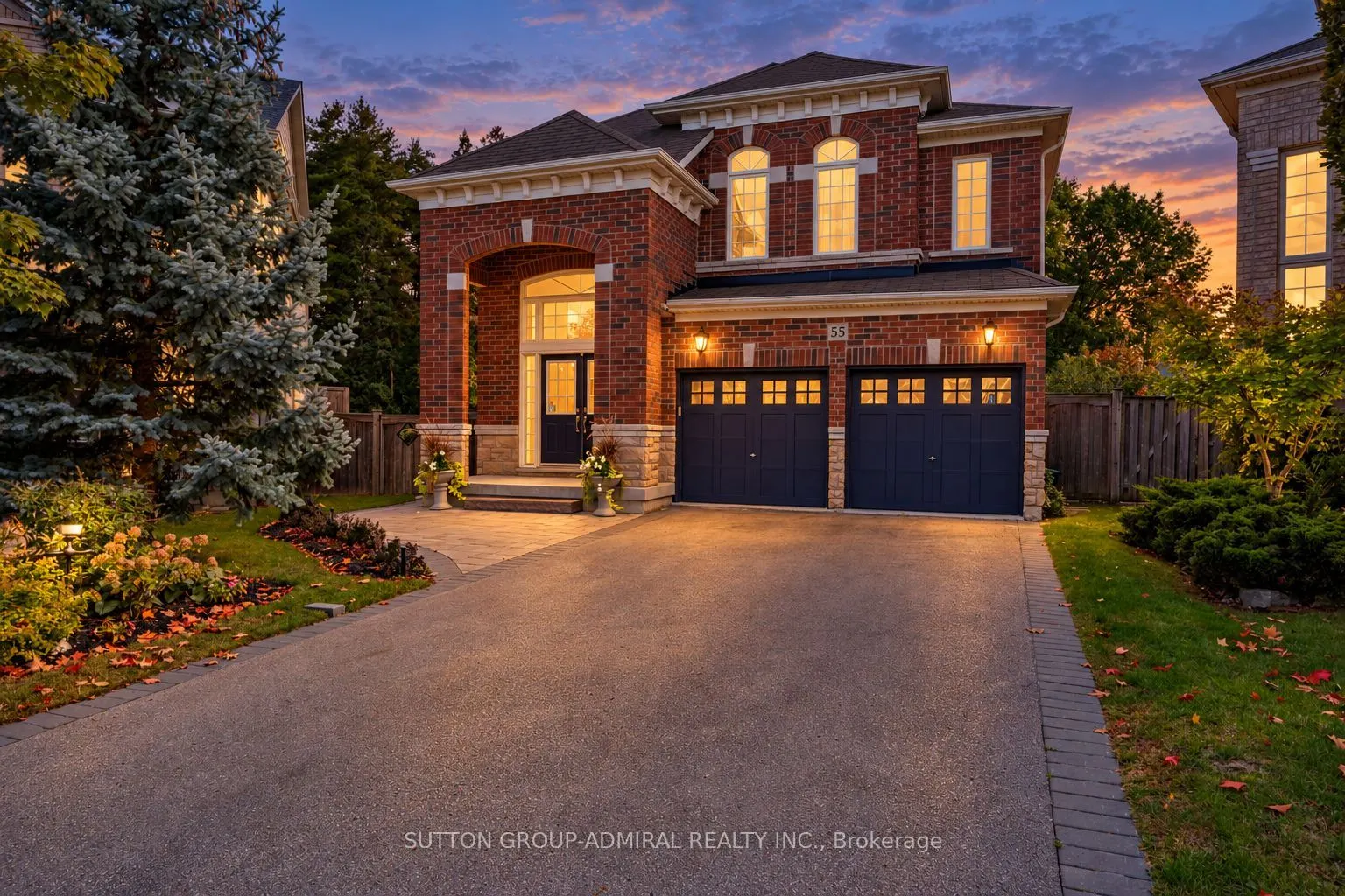 55 Maverick Crescent