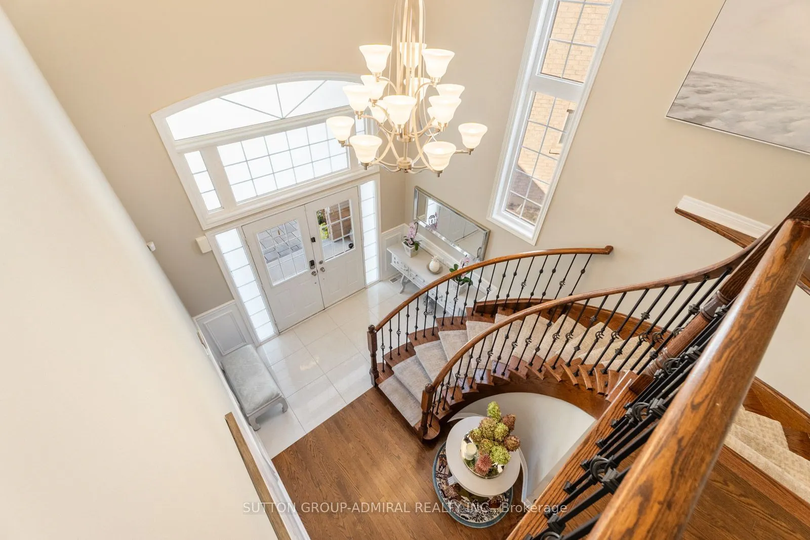 55 Maverick Crescent