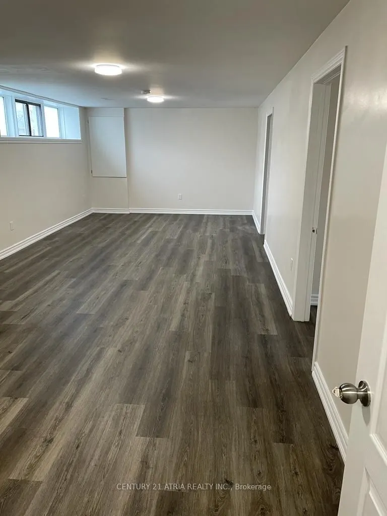 418 Bent Crescent #Basement