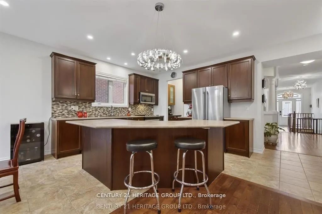 136 Riveredge Drive