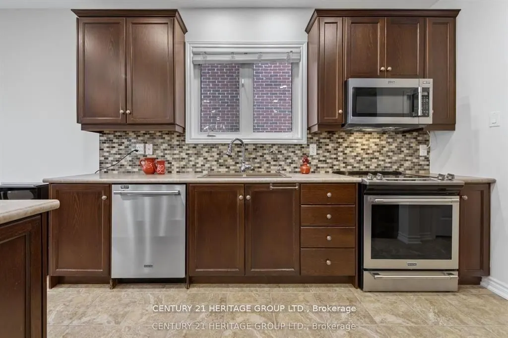 136 Riveredge Drive