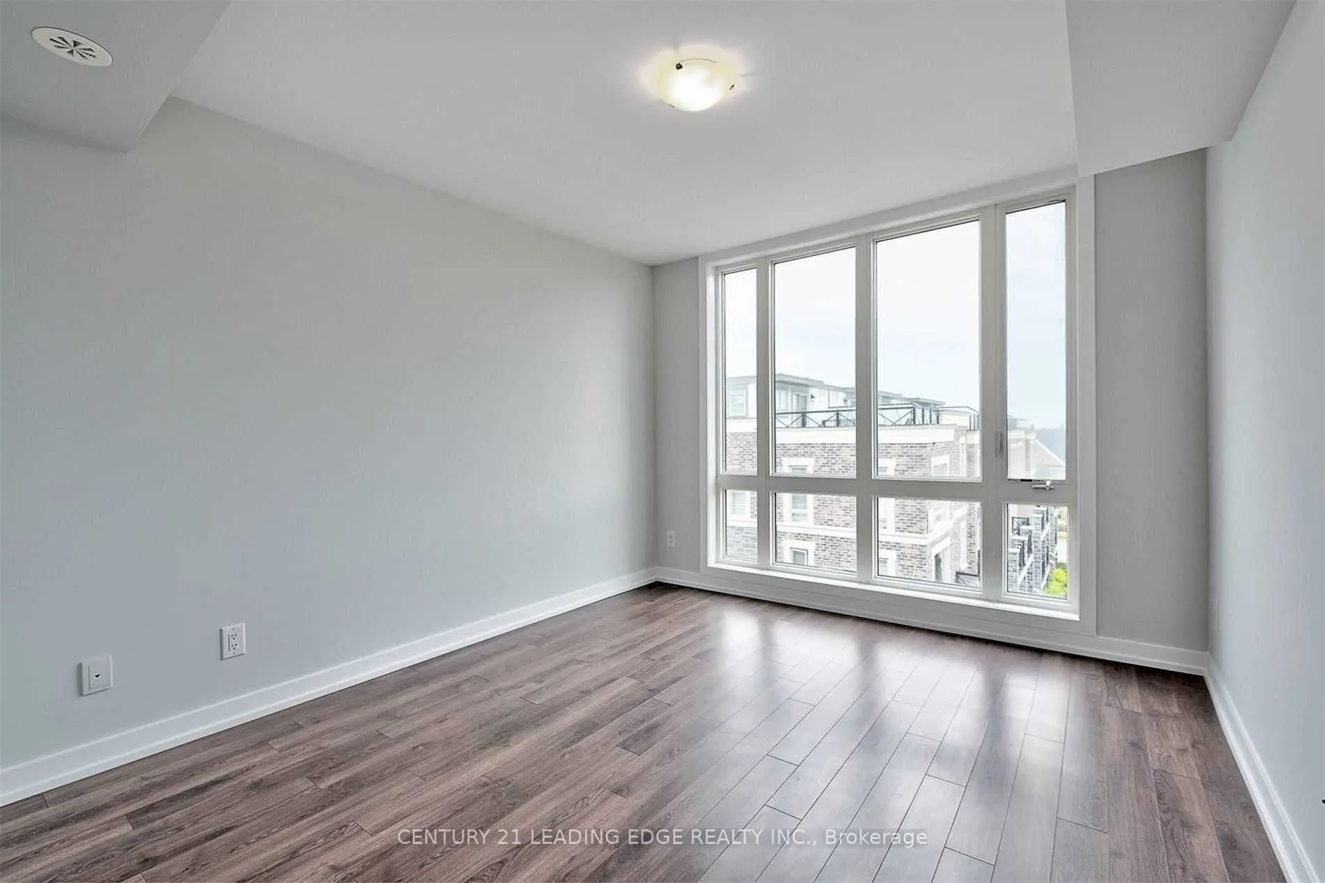 60 Dunsheath Way #708