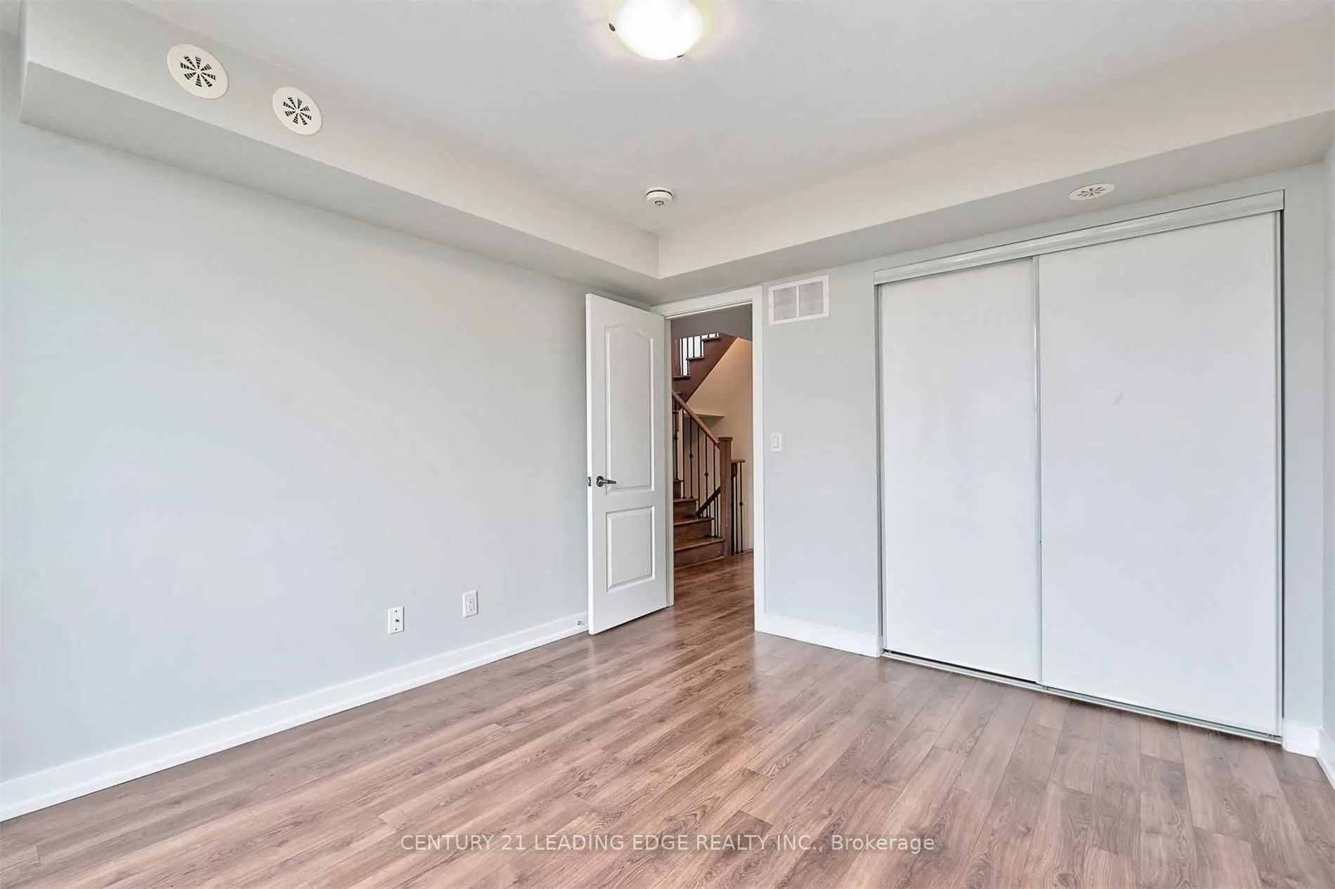 60 Dunsheath Way #708