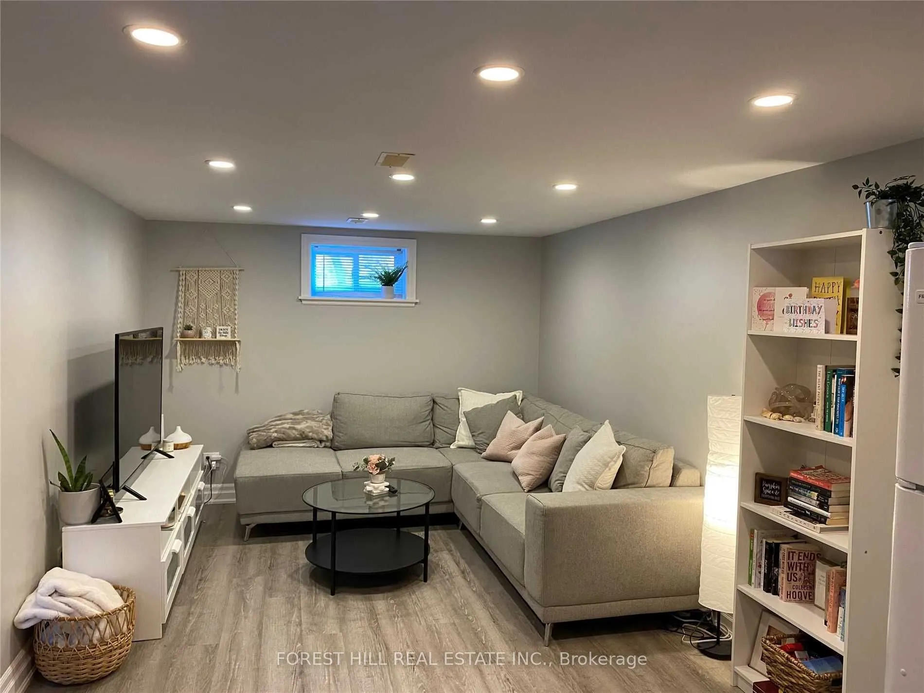 61 Roxborough Road #Lower