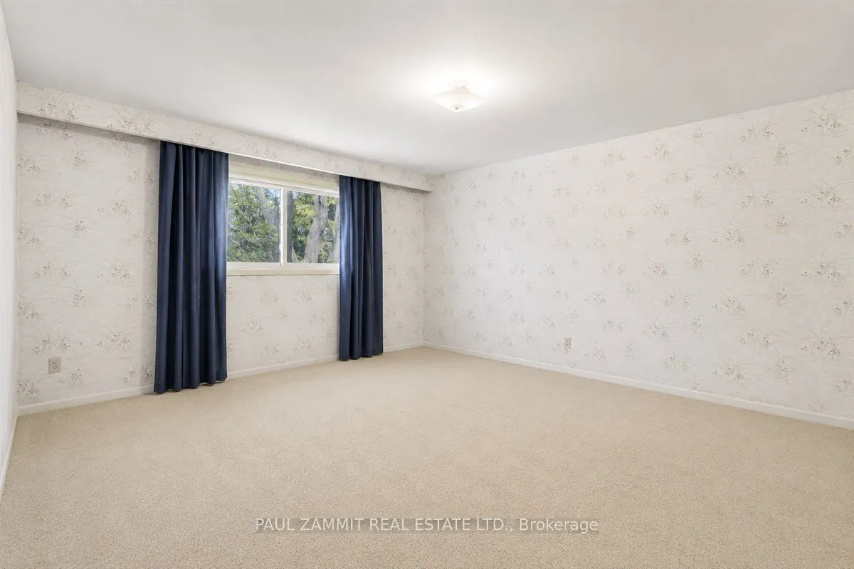 56 Coral Harbour Crescent