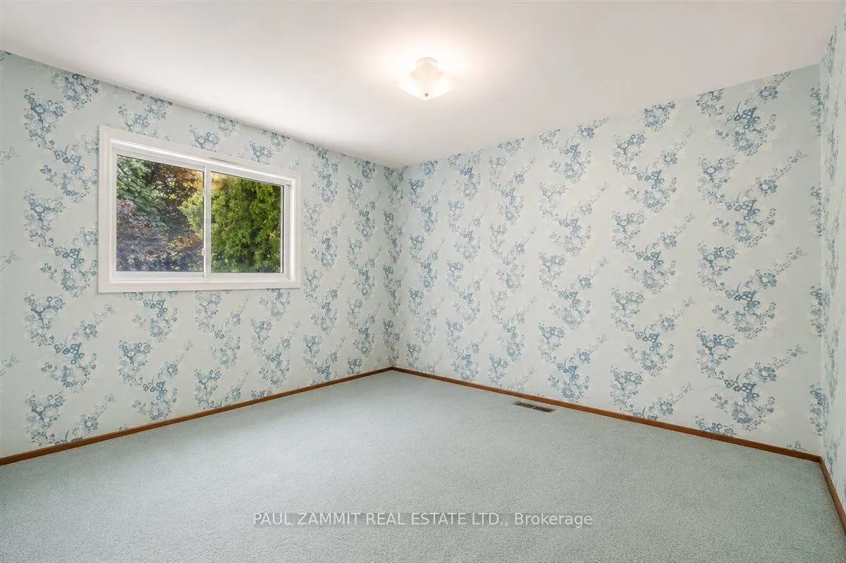 56 Coral Harbour Crescent