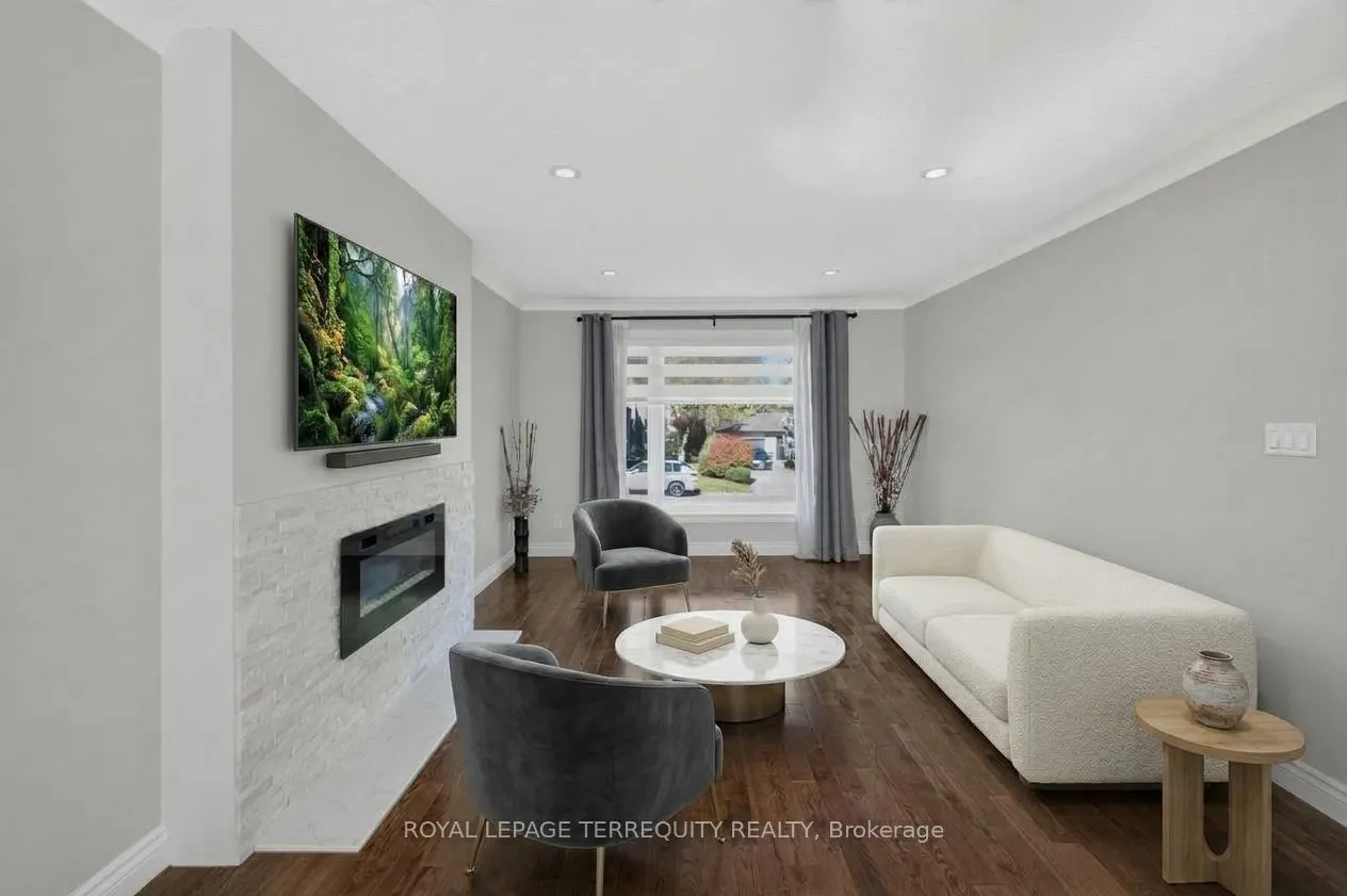9 Brightbay Crescent