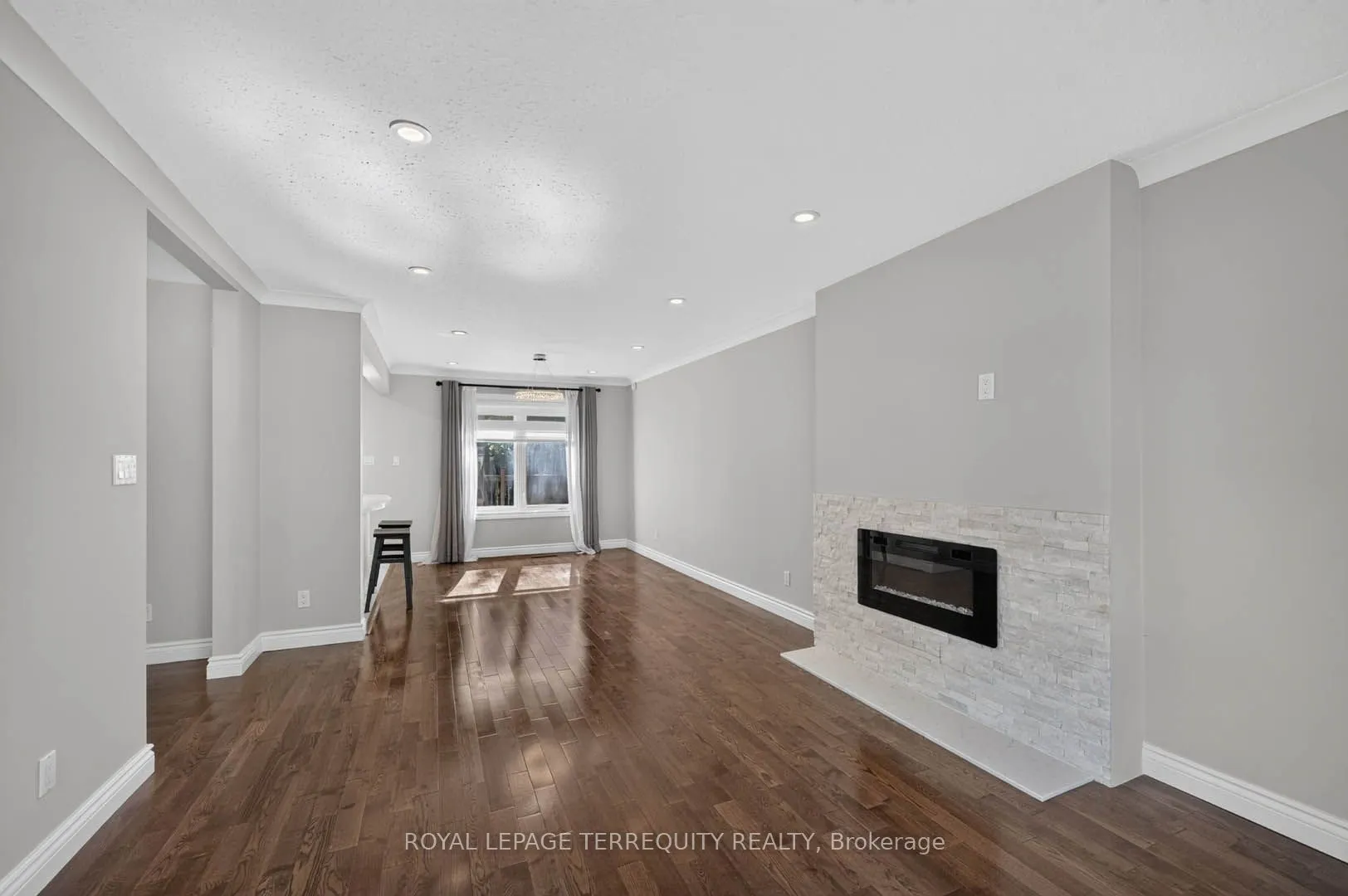 9 Brightbay Crescent