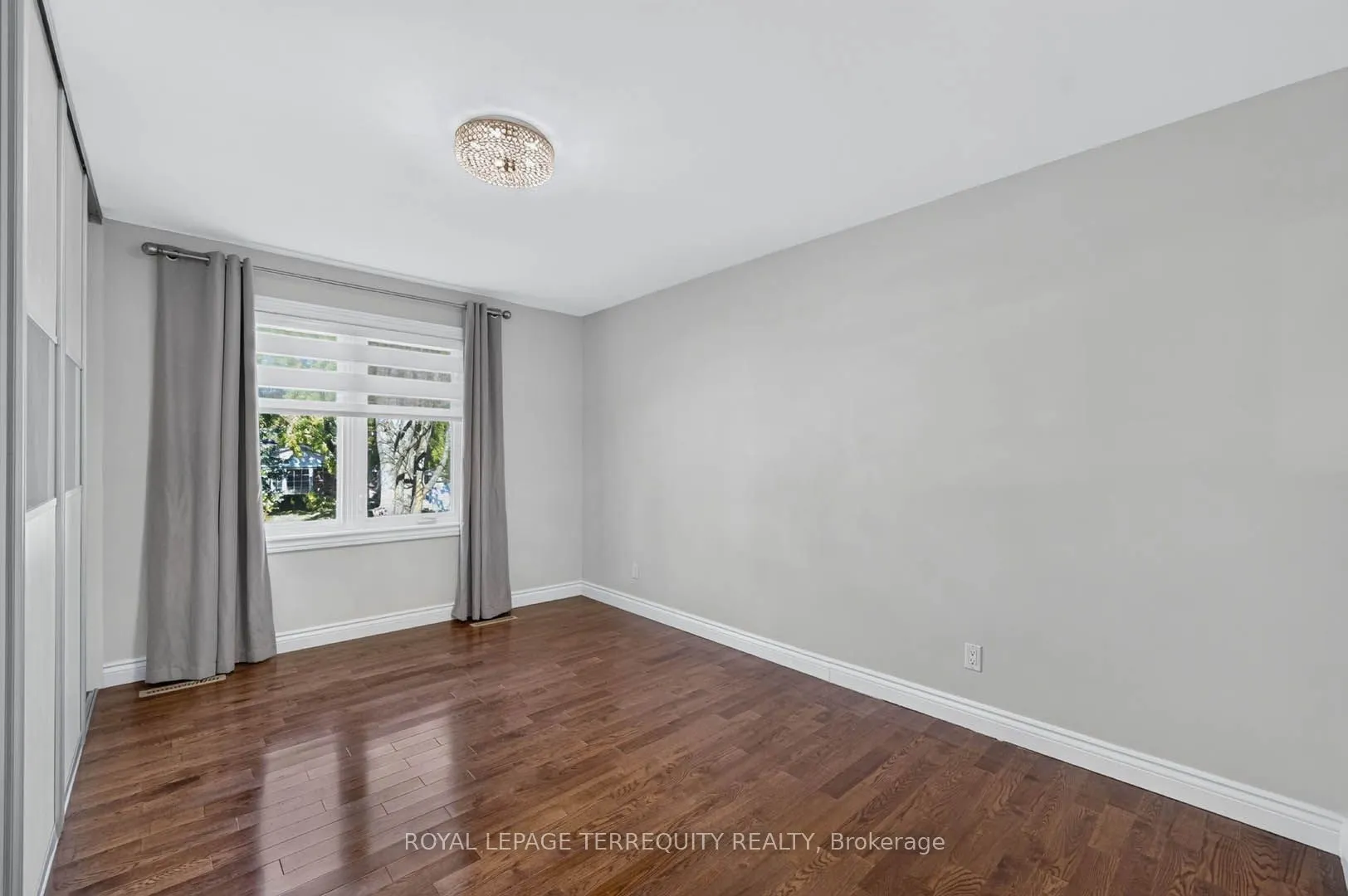 9 Brightbay Crescent