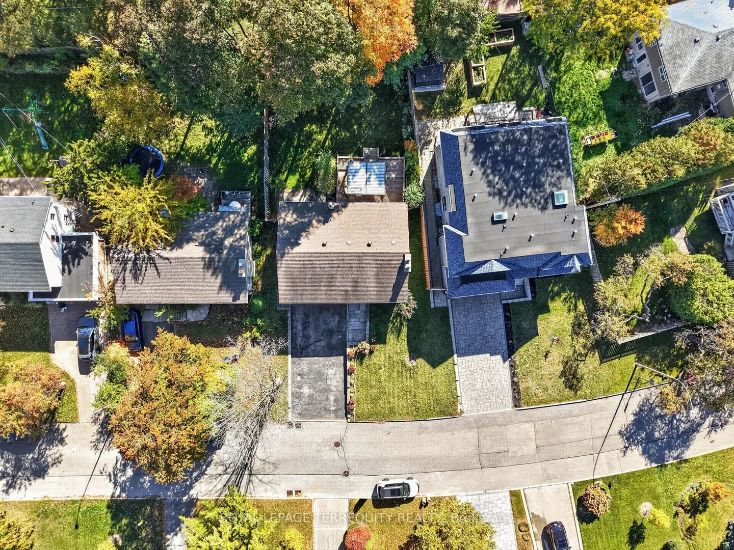 9 Brightbay Crescent