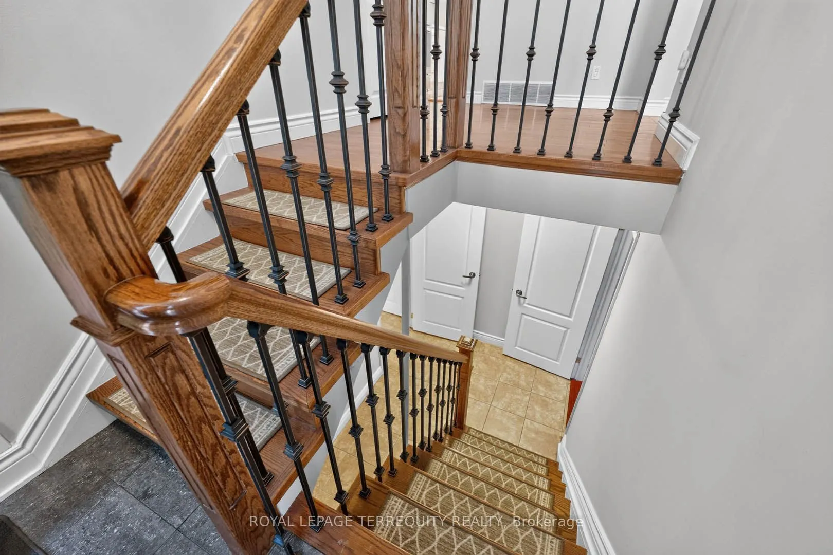 9 Brightbay Crescent