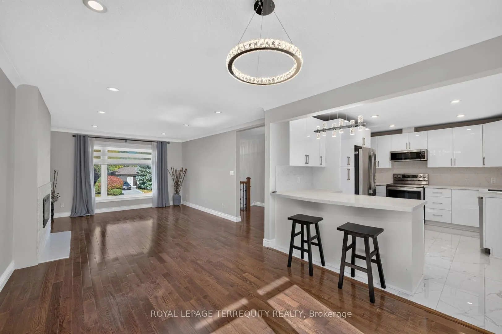 9 Brightbay Crescent