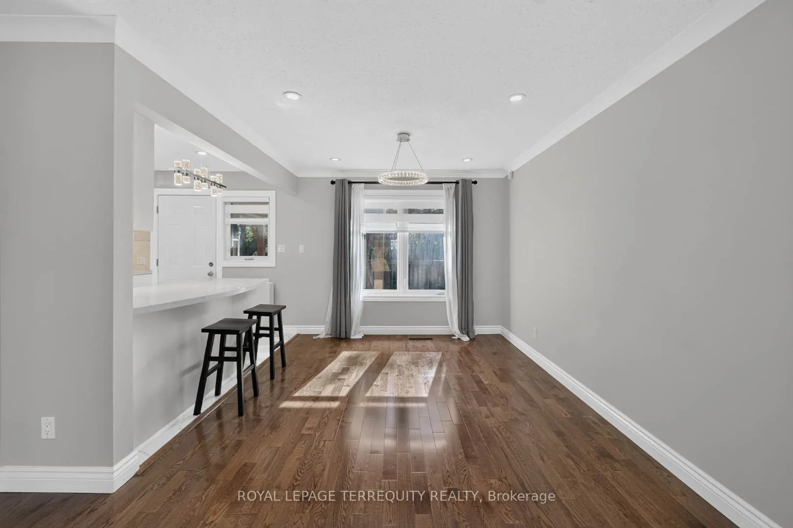 9 Brightbay Crescent