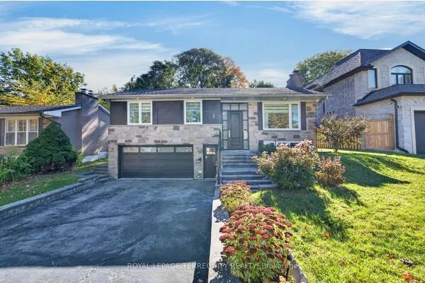 9 Brightbay Crescent