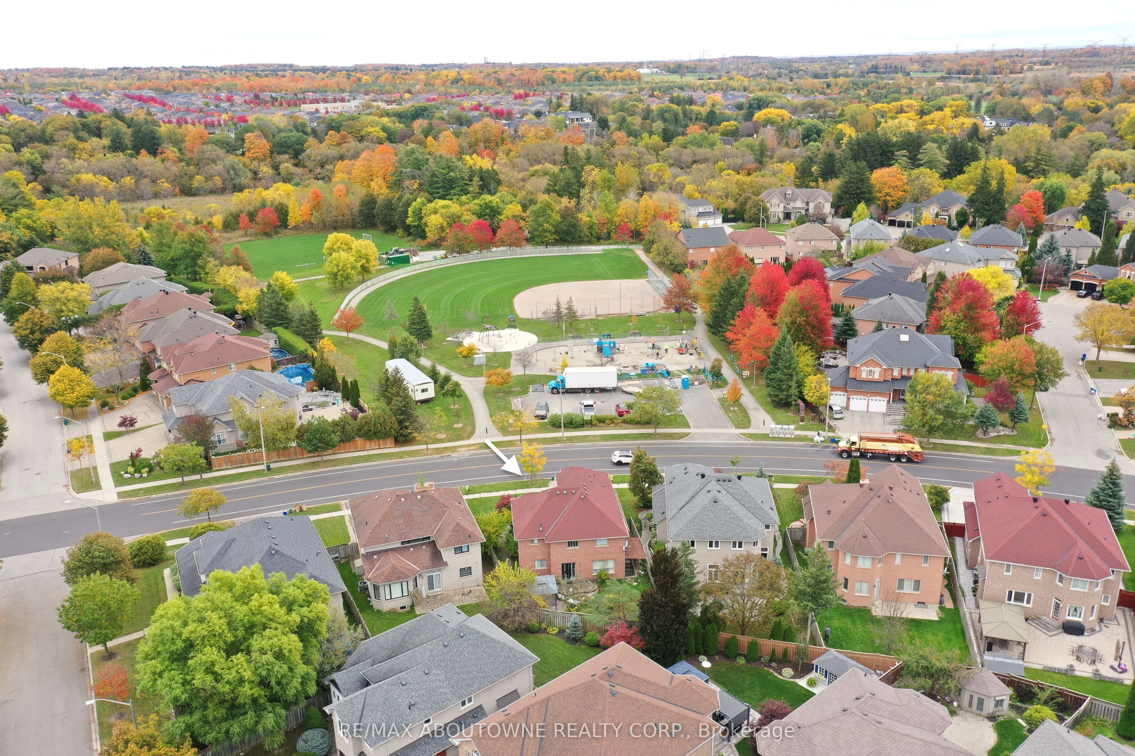 99 Boxwood Crescent