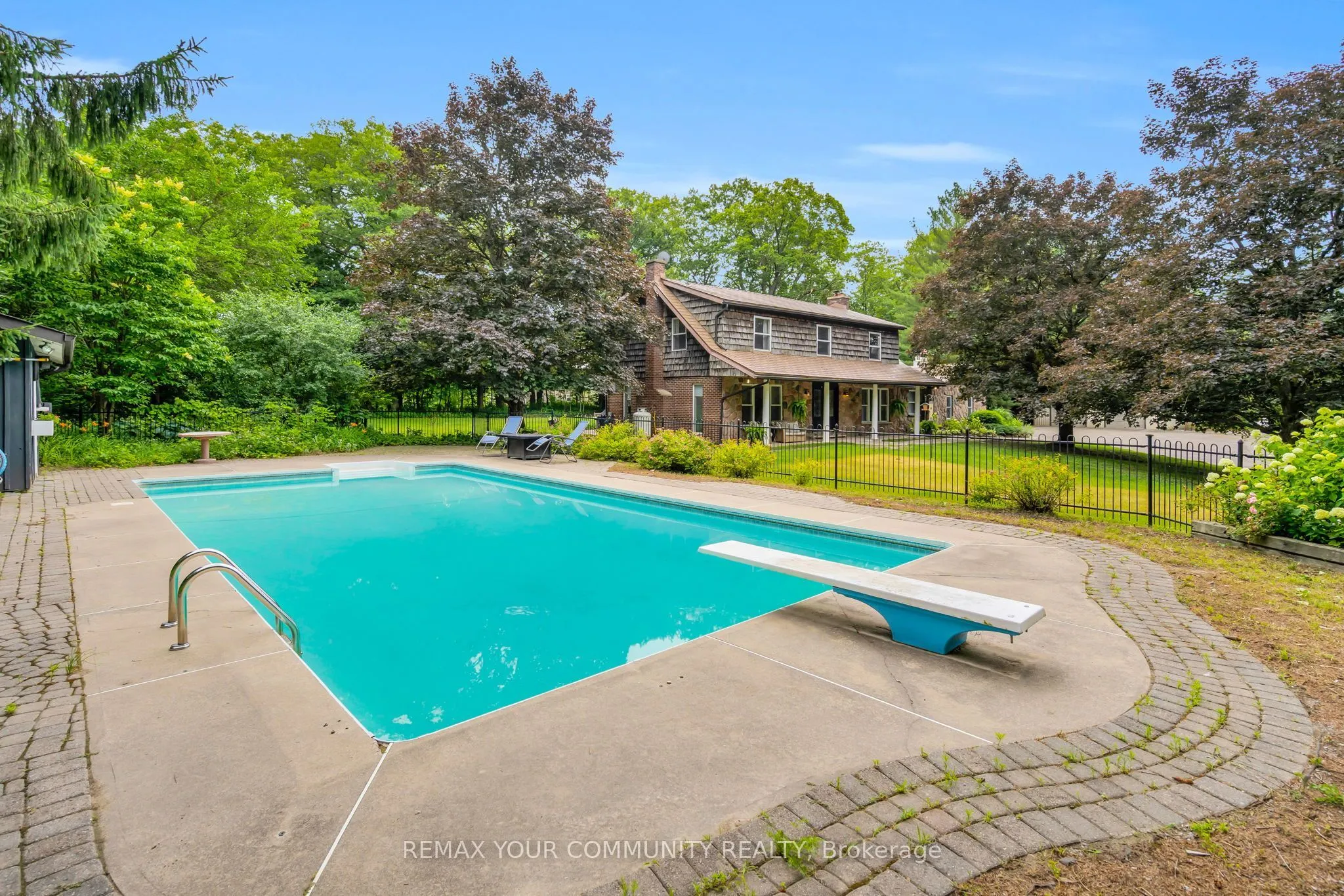 273 Wees Road