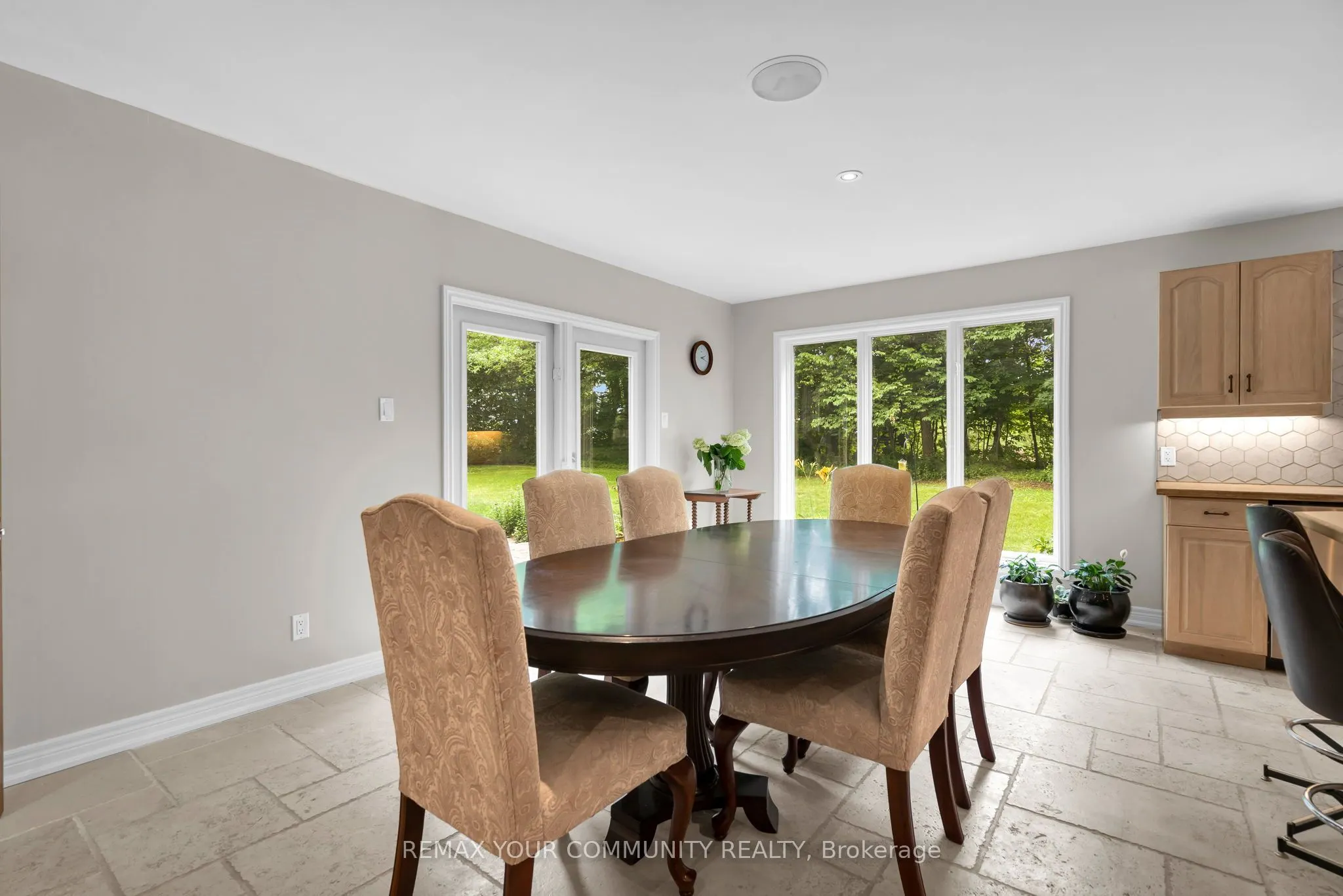 273 Wees Road