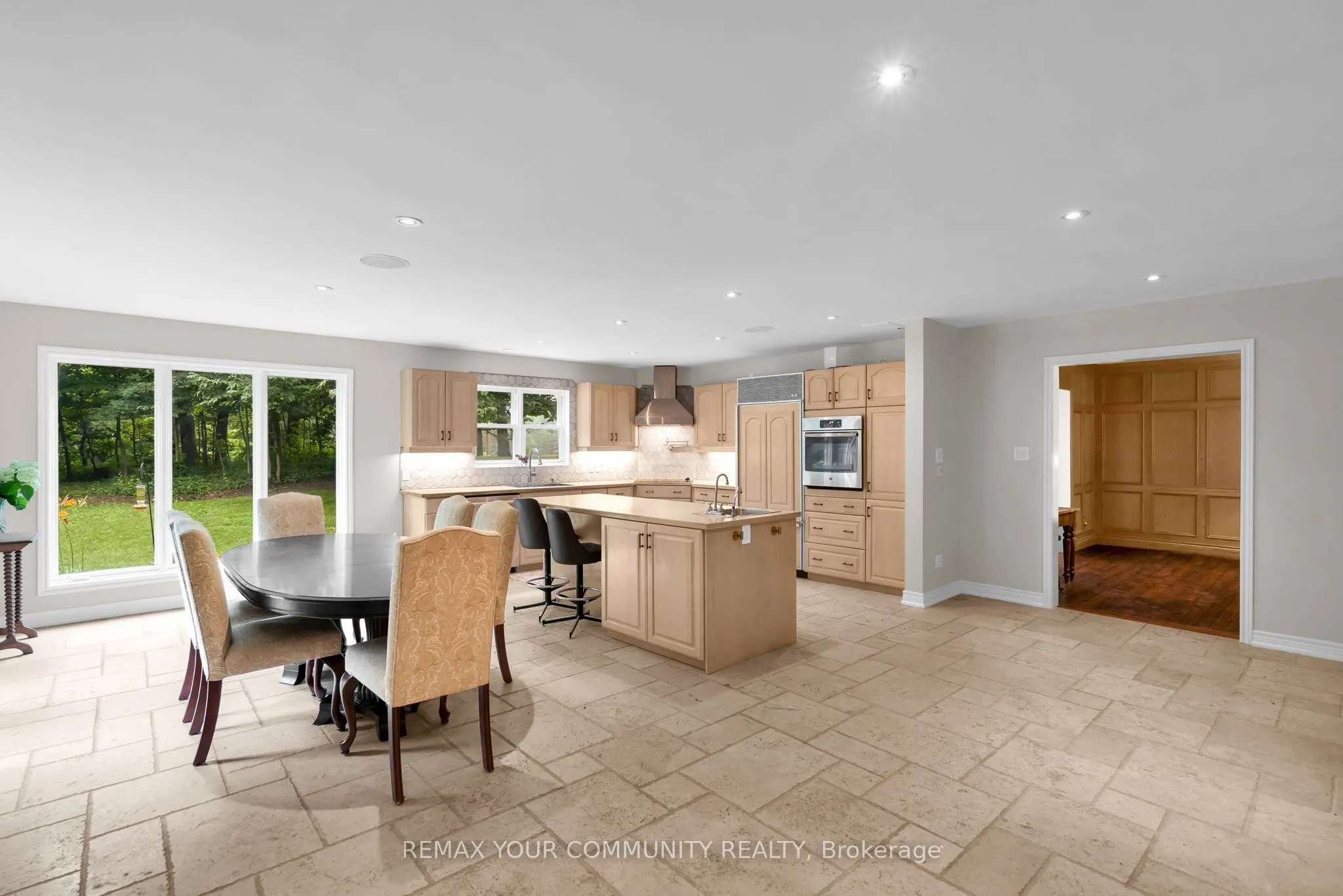 273 Wees Road