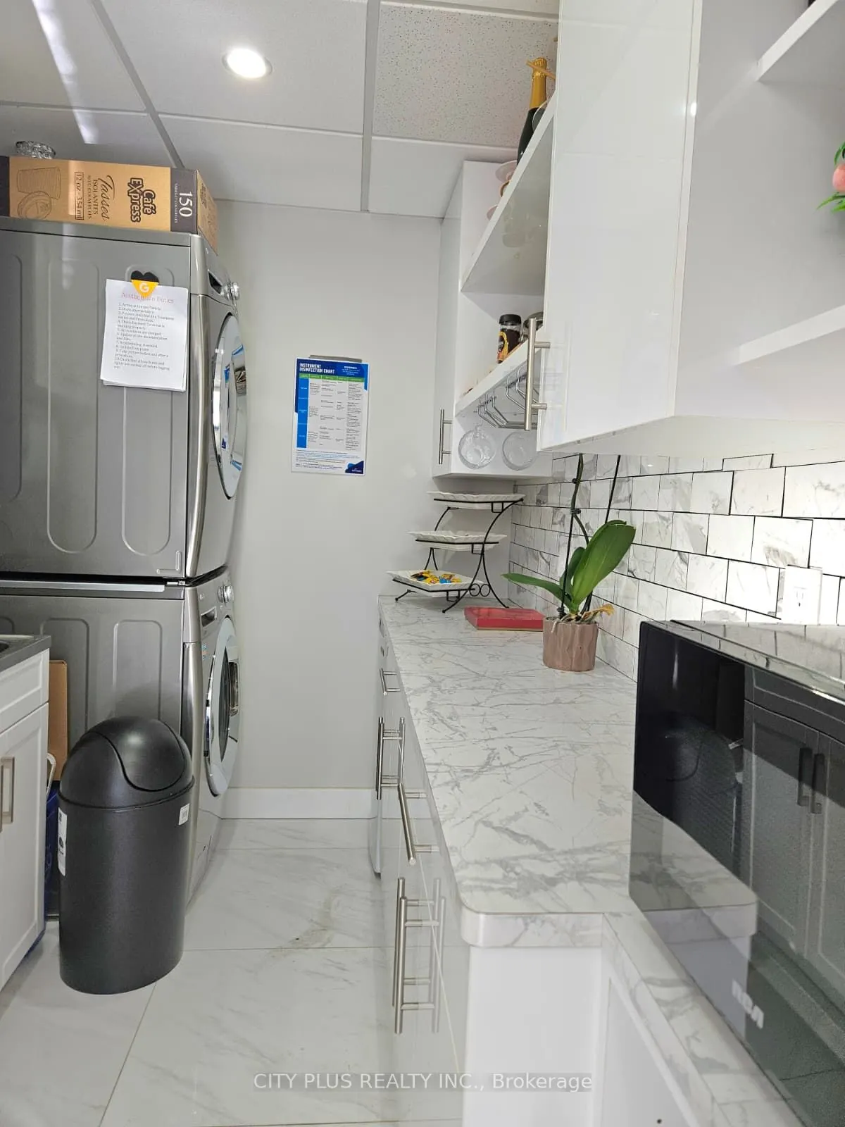 10 Cox Boulevard #1 & 13A