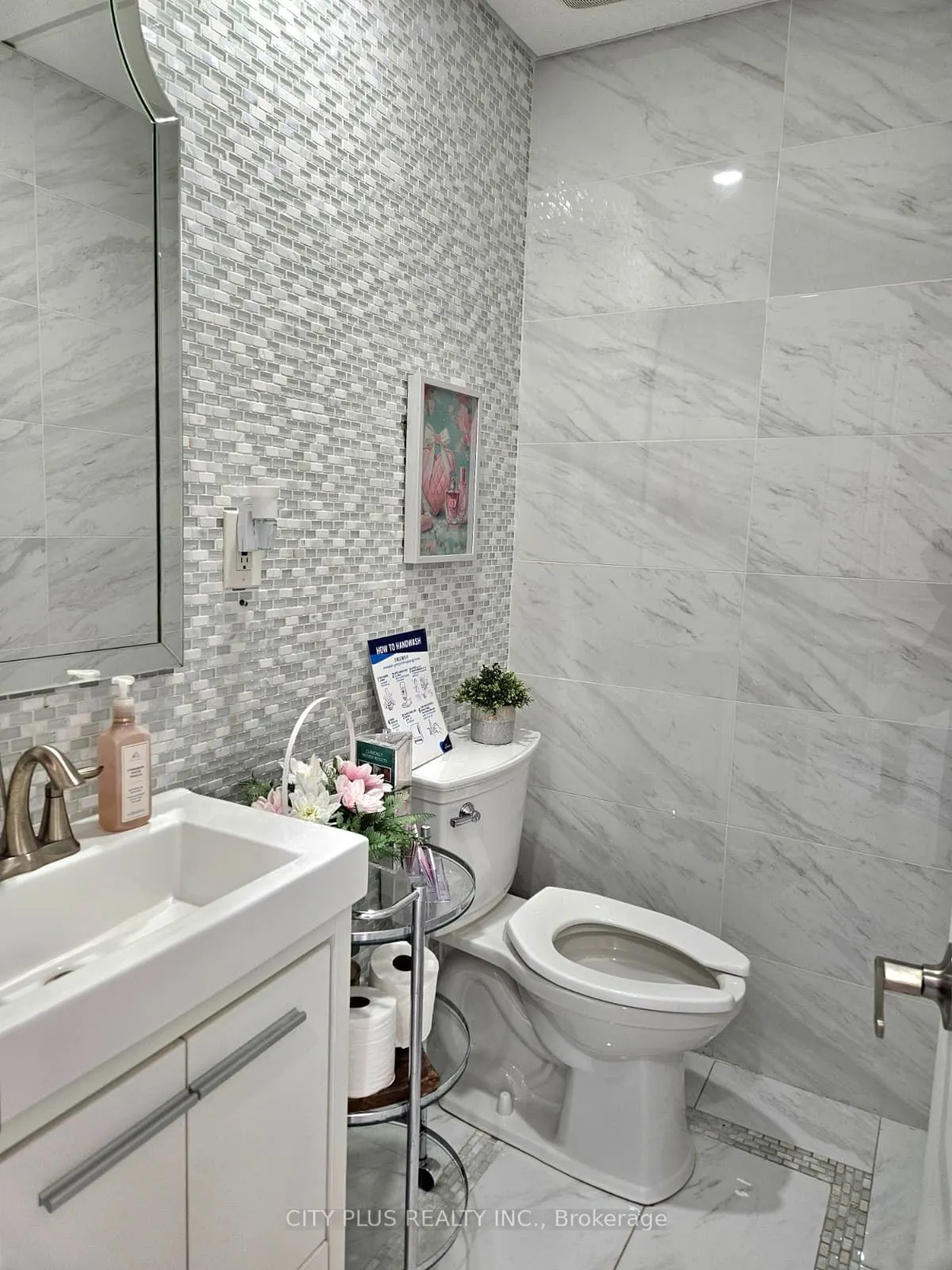 10 Cox Boulevard #1 & 13A