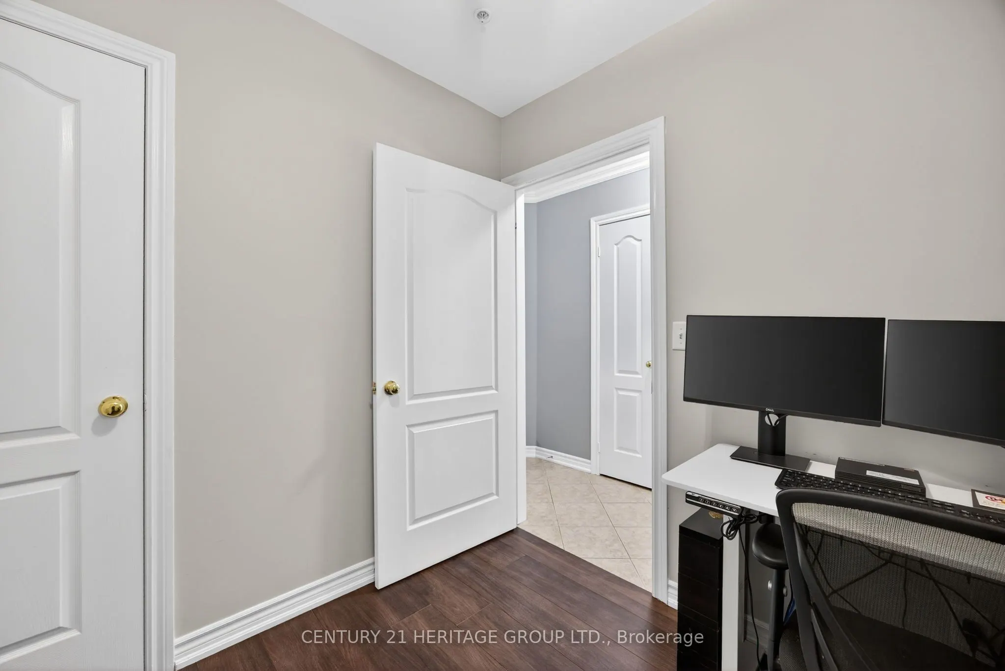 112 Simcoe Road #214