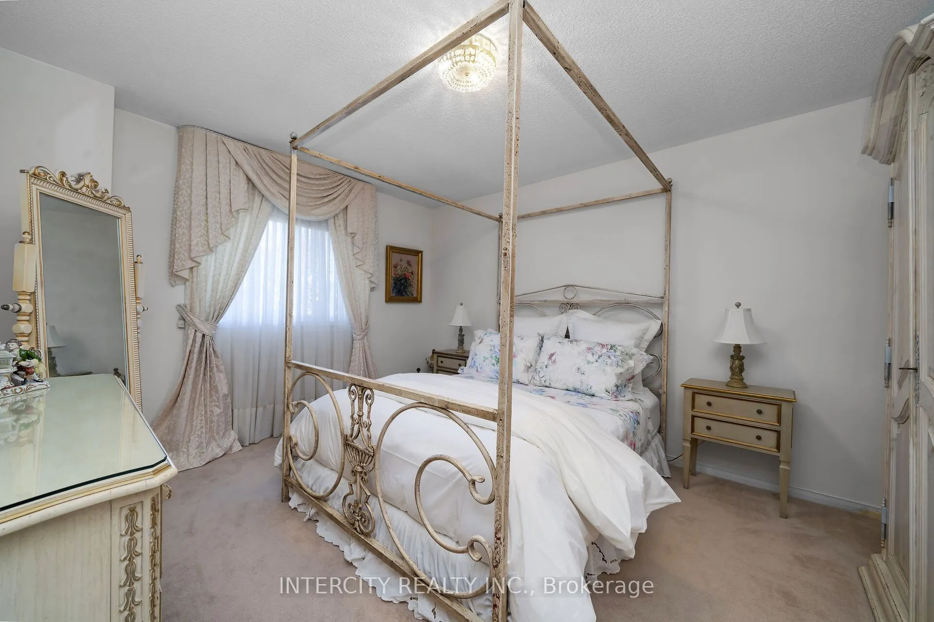 35 Avro Road