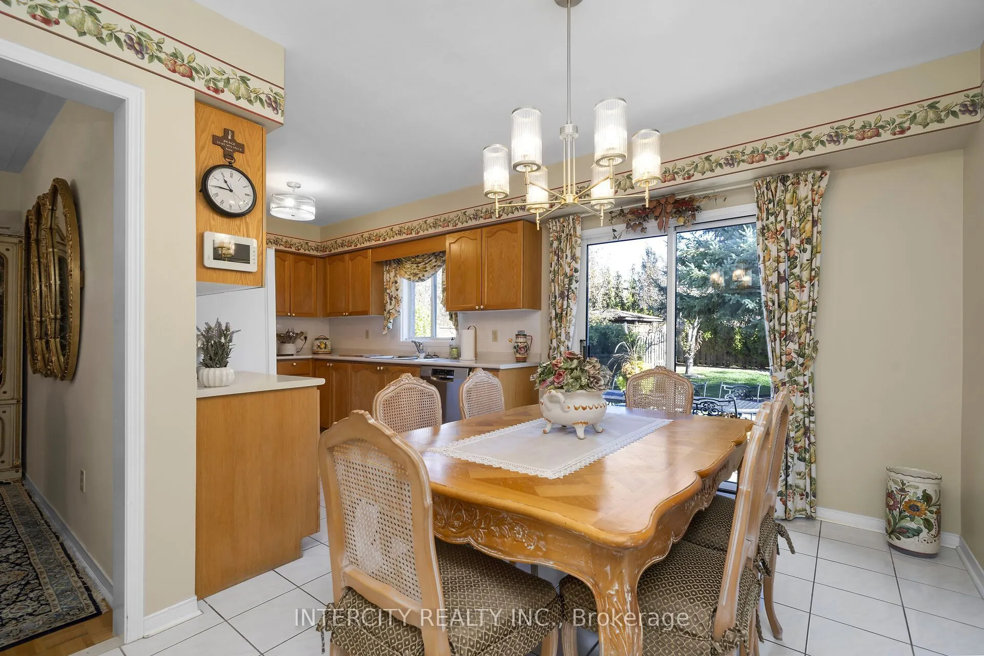 35 Avro Road