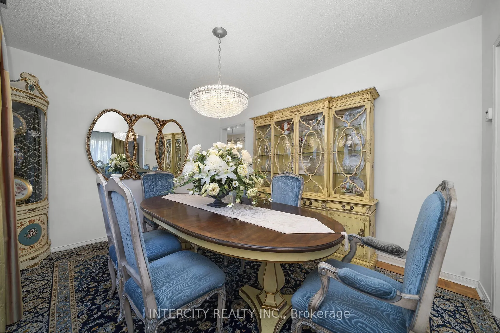 35 Avro Road