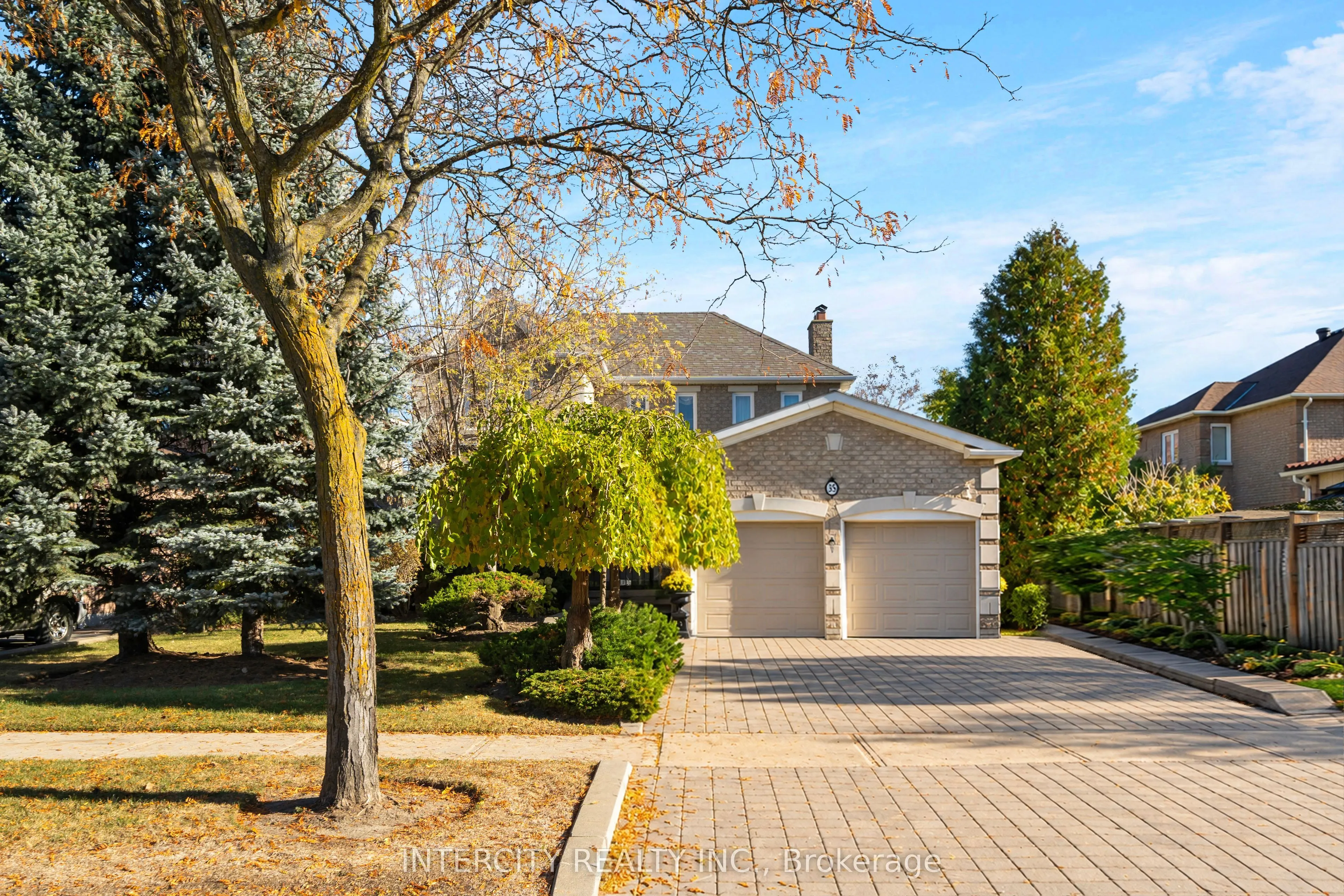 35 Avro Road