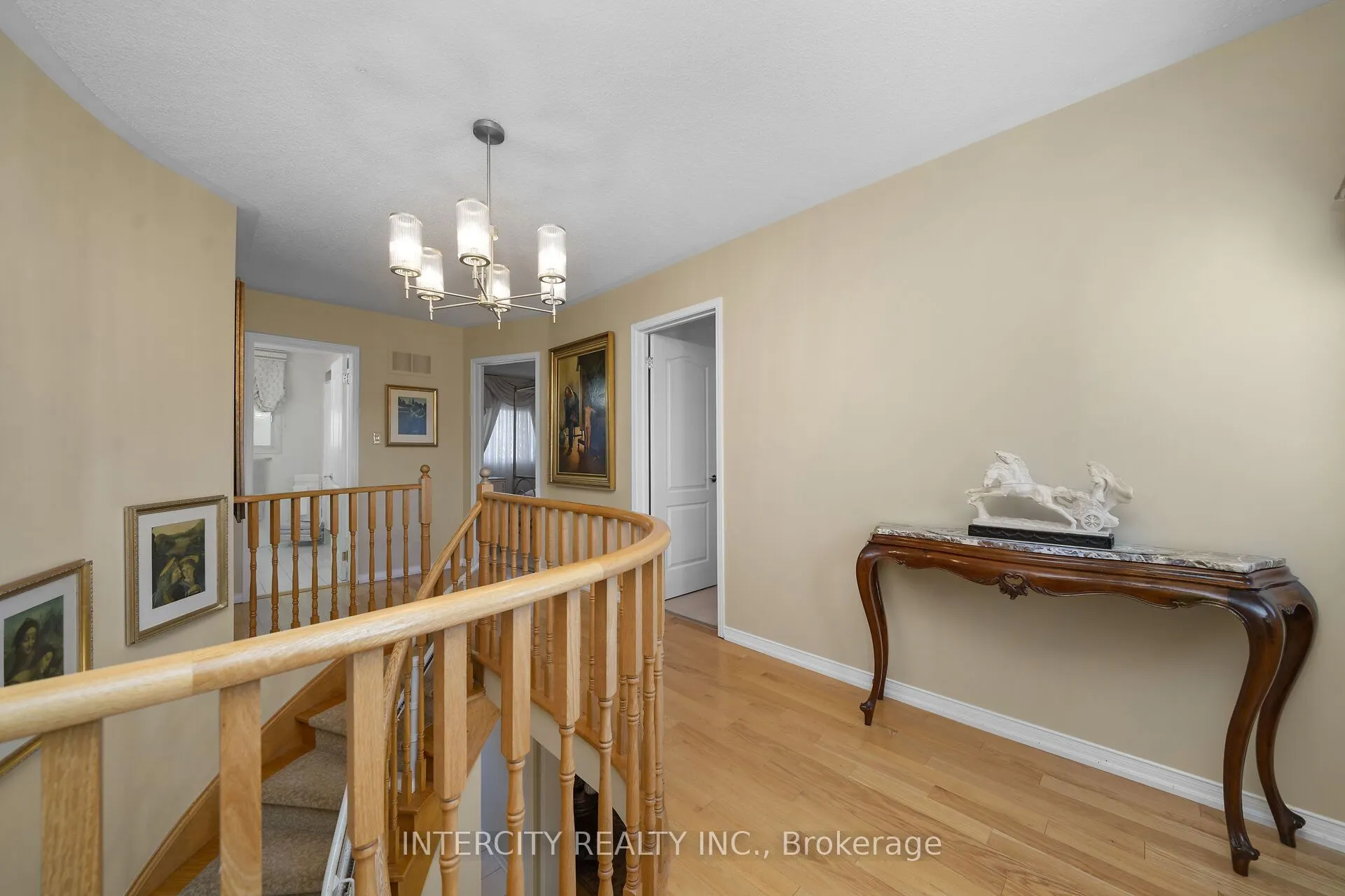 35 Avro Road