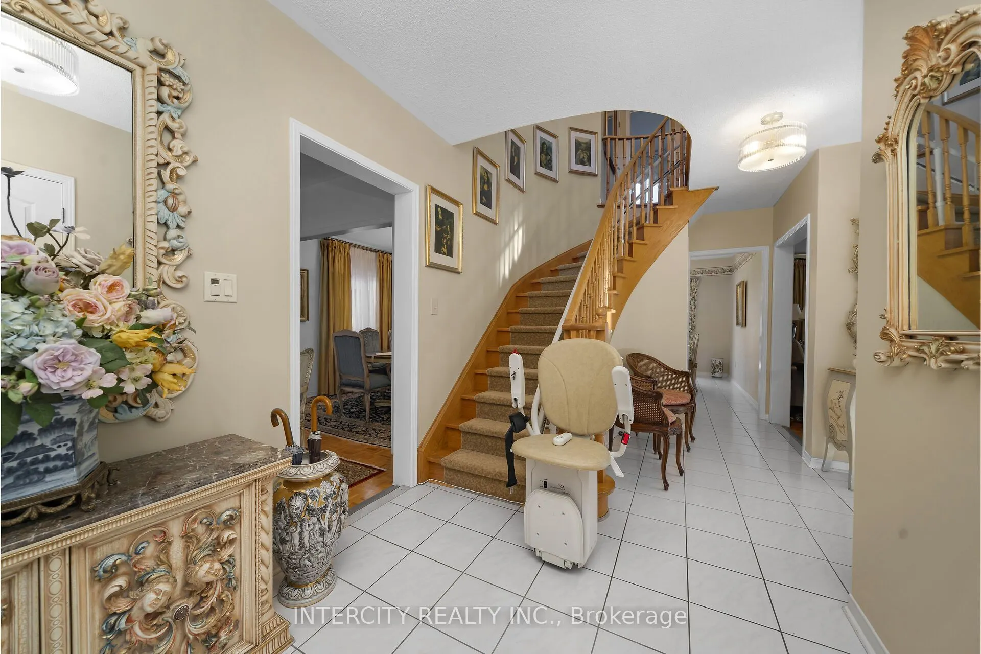 35 Avro Road