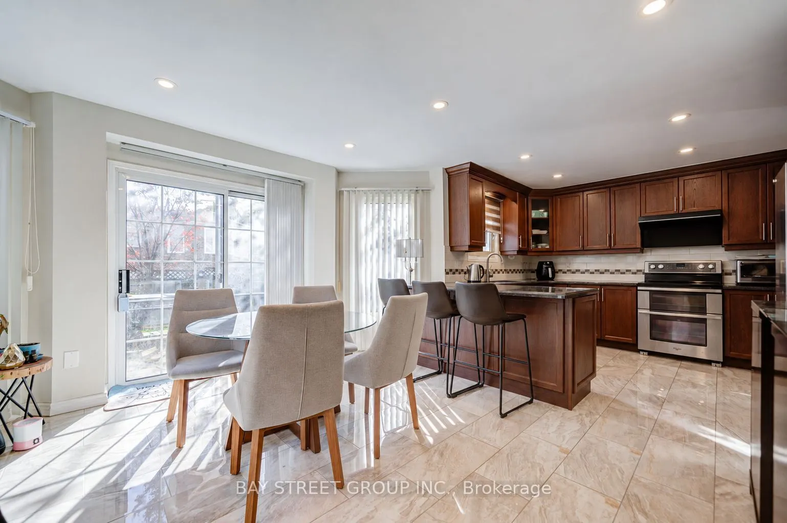 212 Hollingham Road
