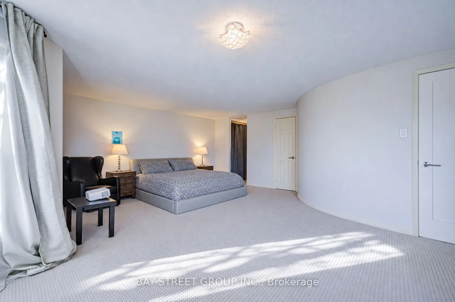 212 Hollingham Road