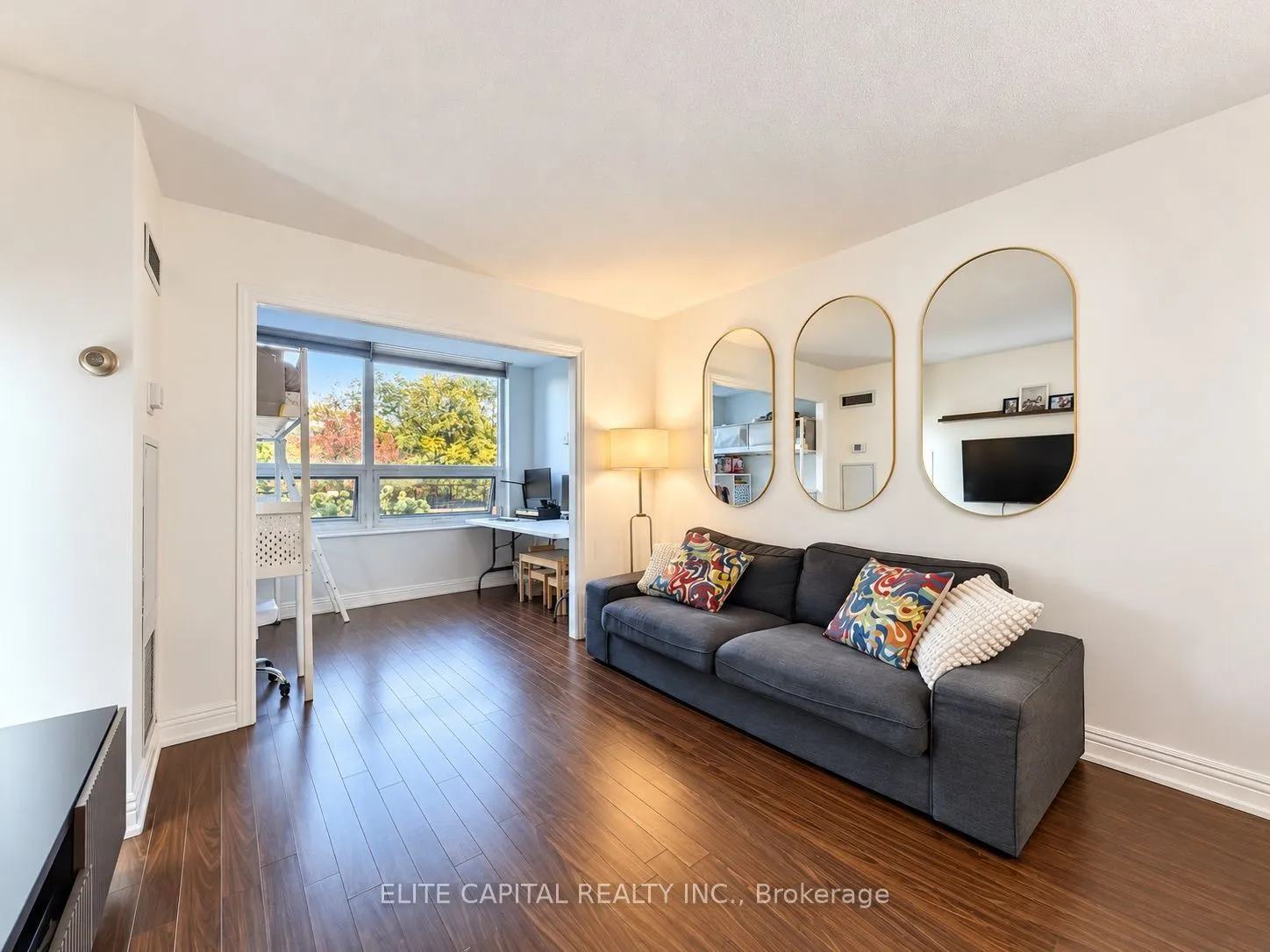 326 Major Mackenzie Drive E #115